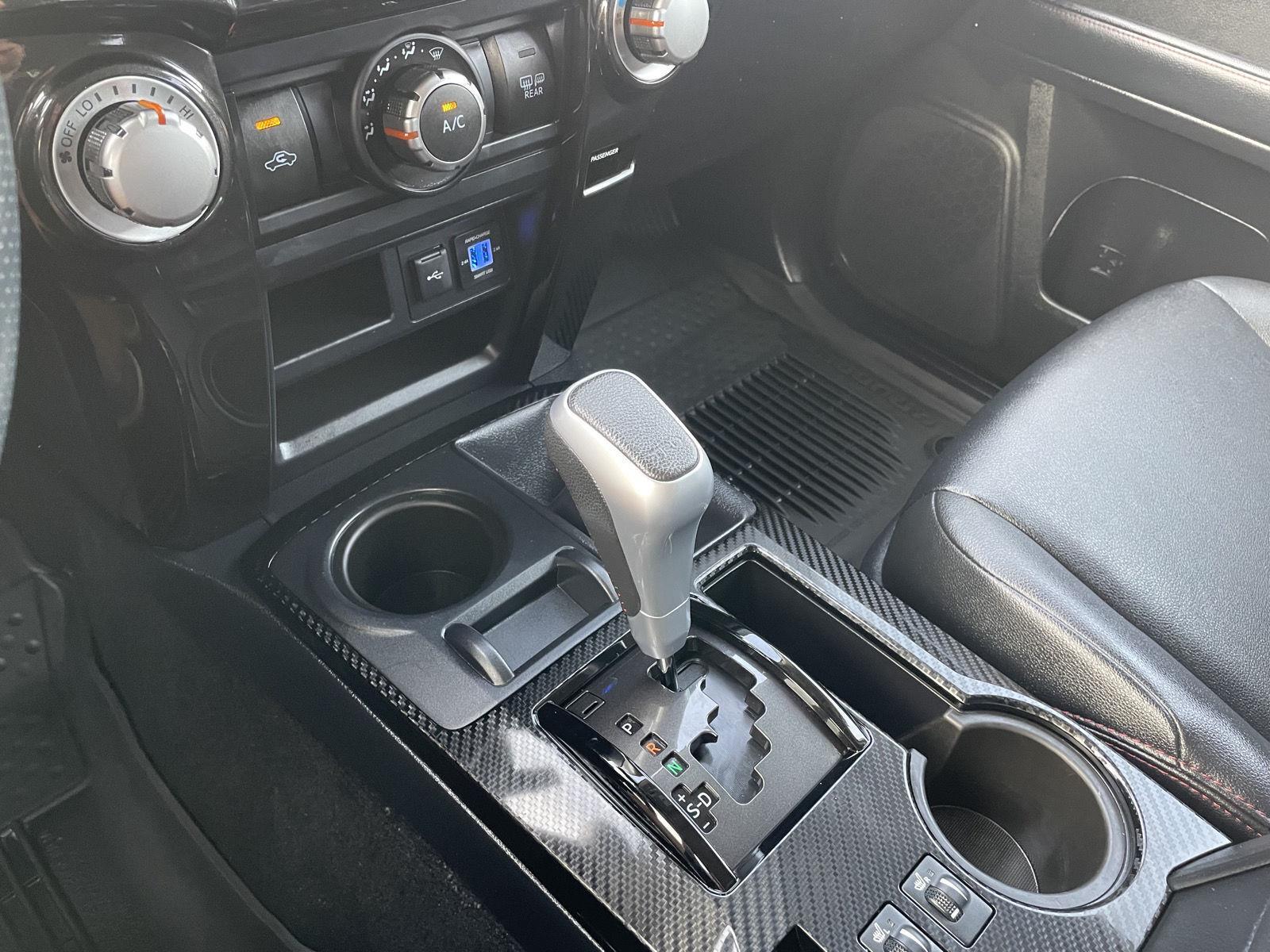 Vehicle photo 31