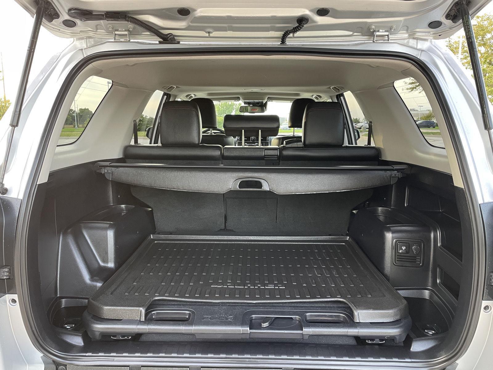Vehicle photo 36