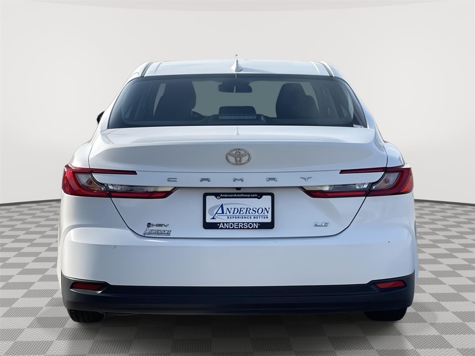 Vehicle photo 8