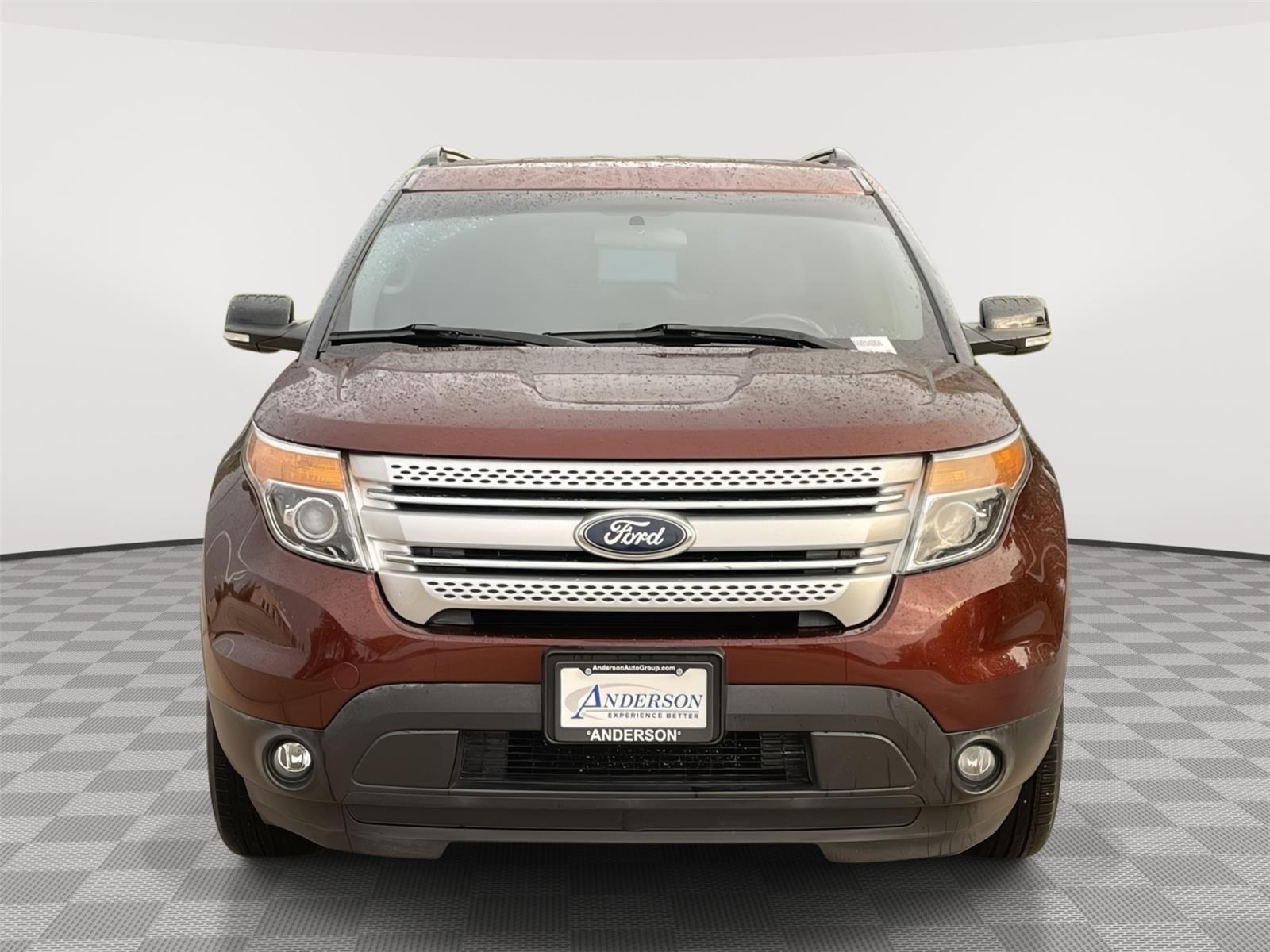 Vehicle photo 4