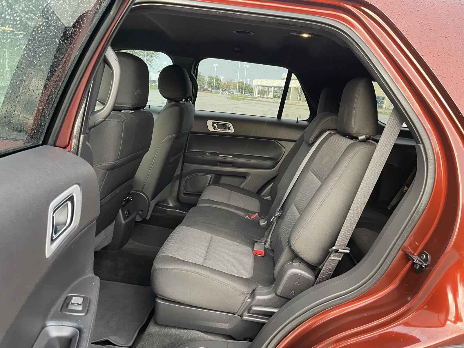 Vehicle photo 20