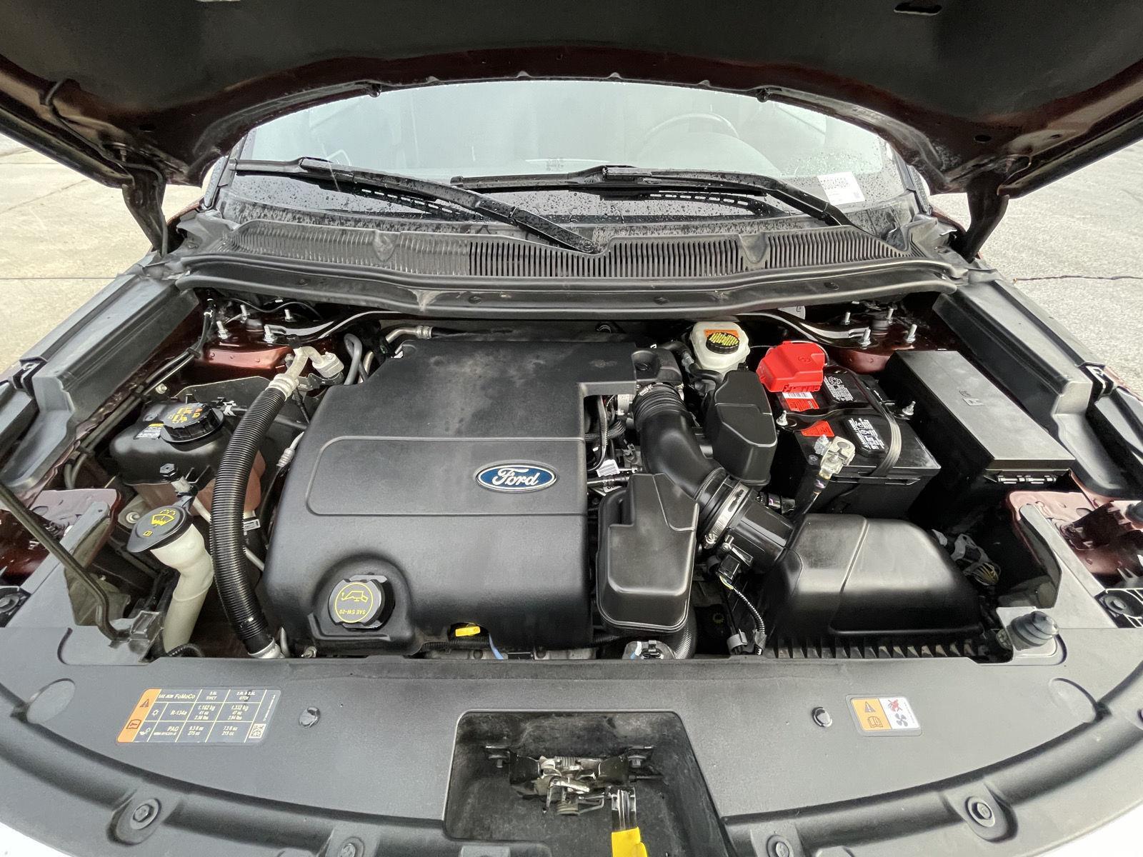 Vehicle photo 32