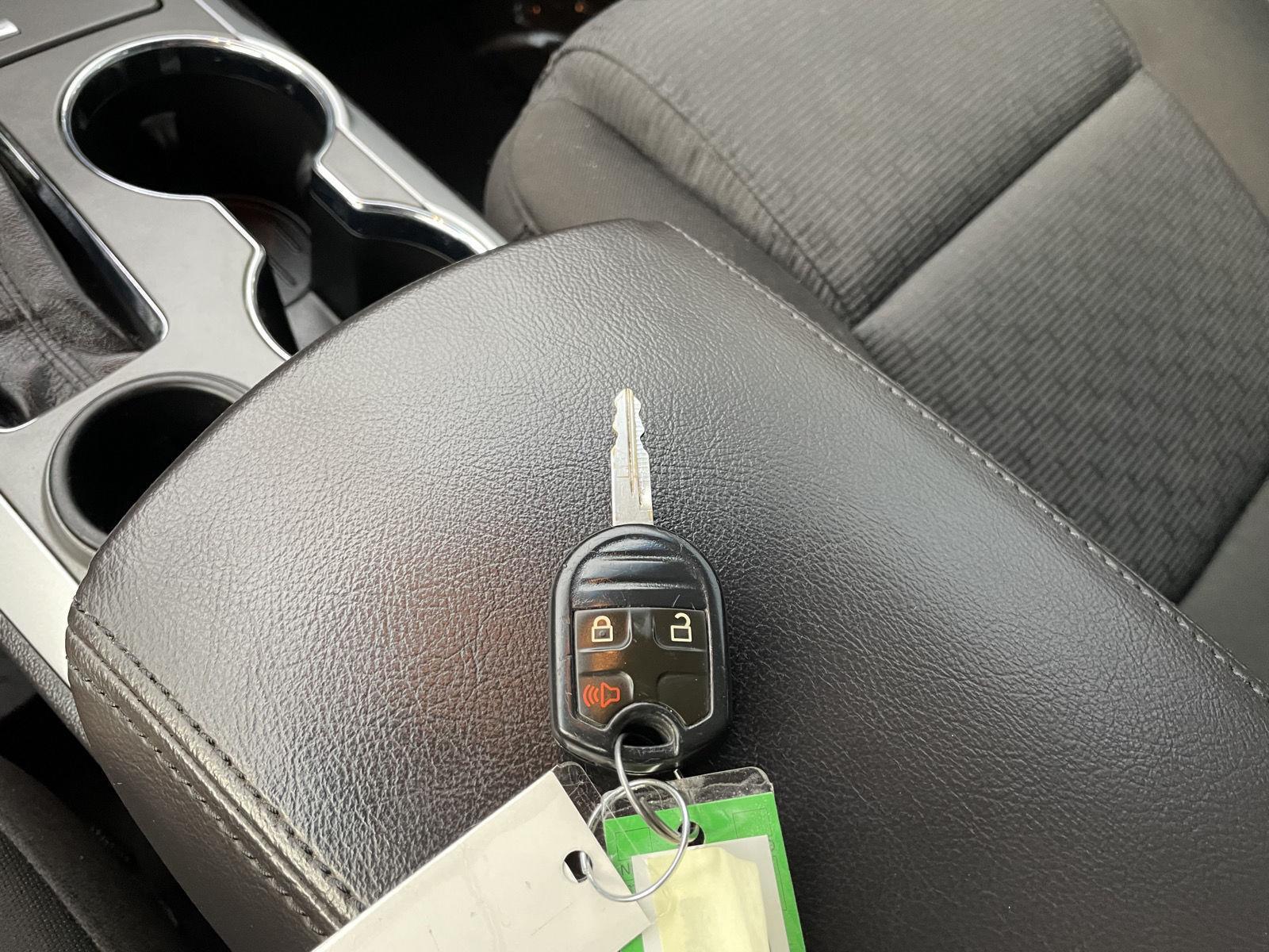 Vehicle photo 36