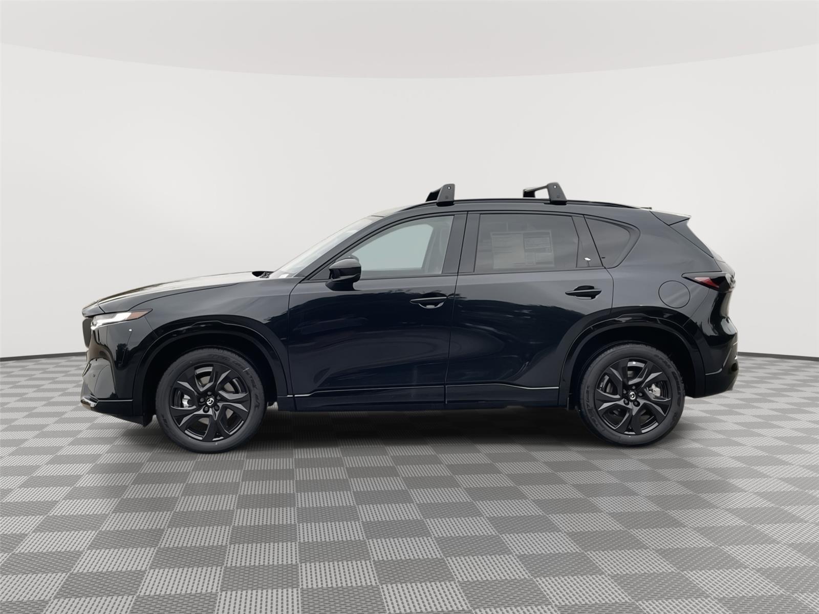 Vehicle photo 2