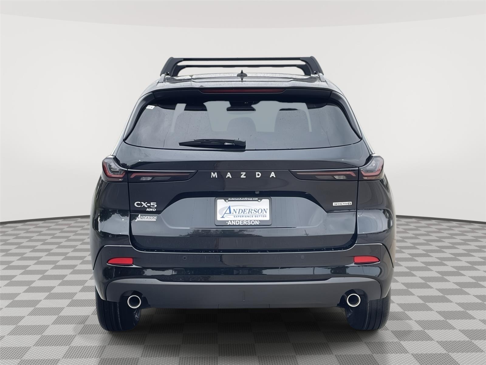 Vehicle photo 9