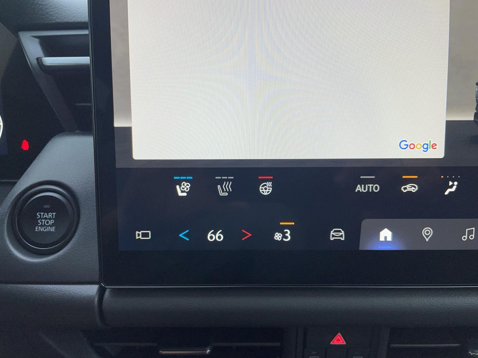 Vehicle photo 28