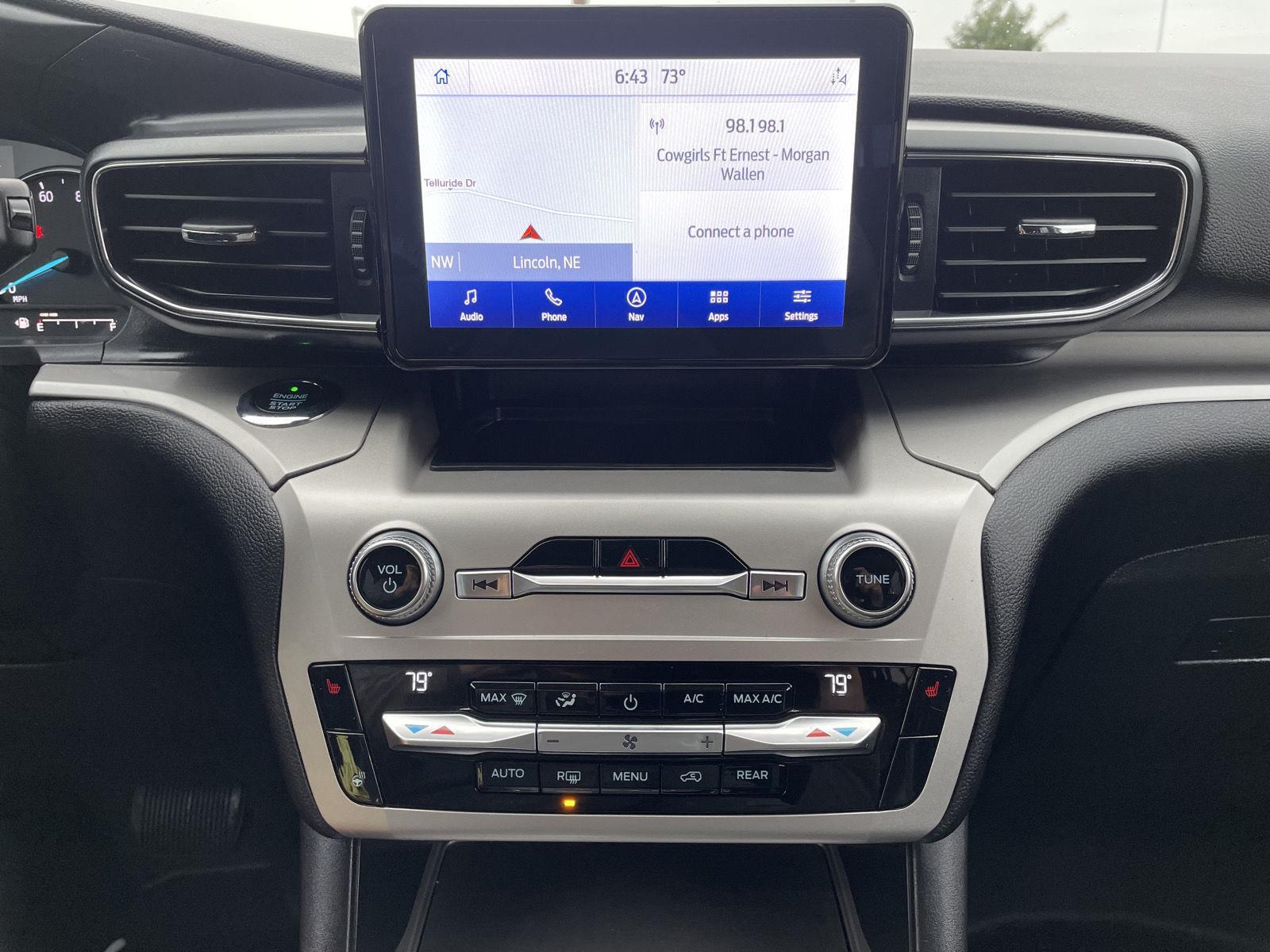 Vehicle photo 22