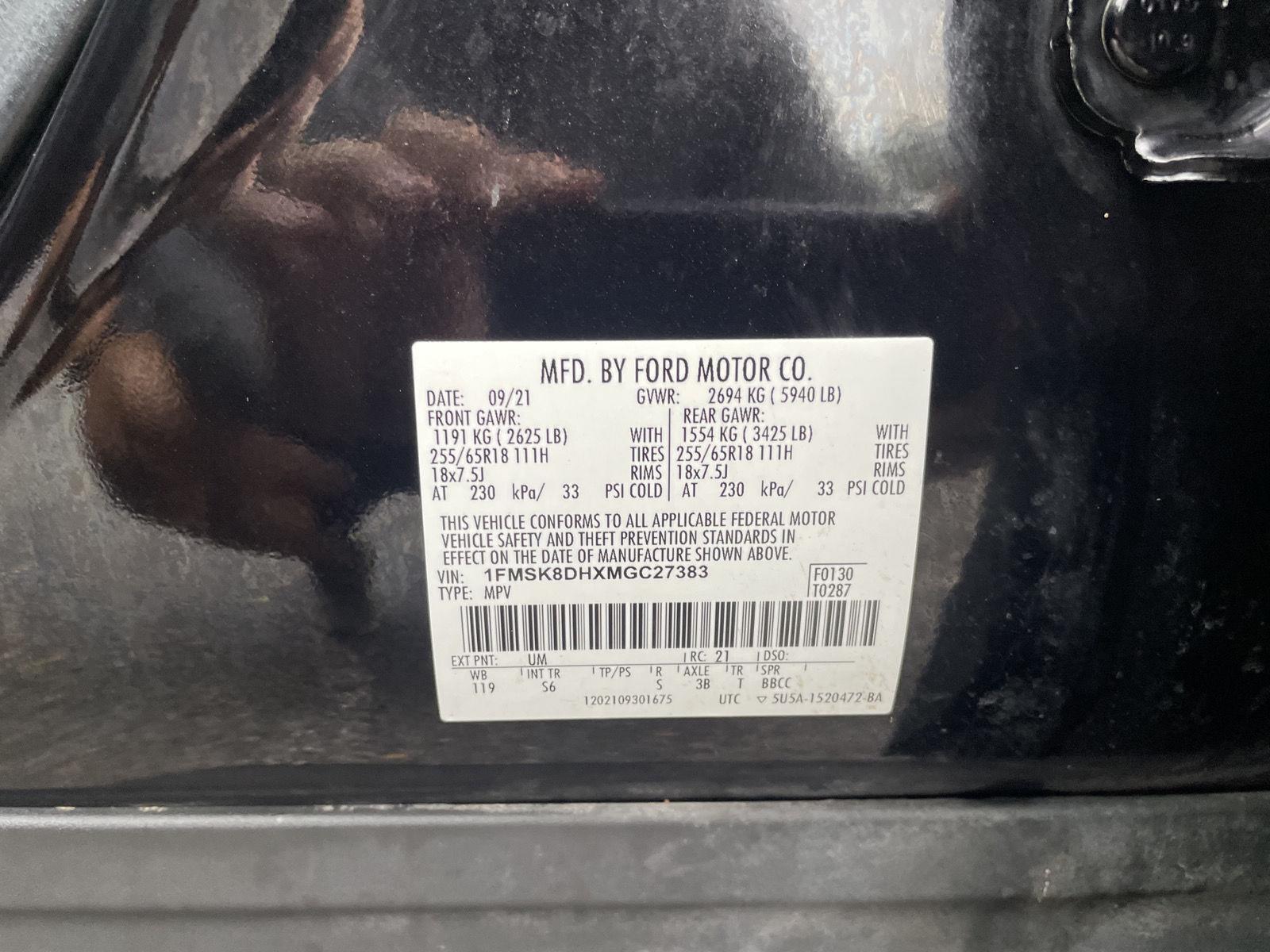 Vehicle photo 32