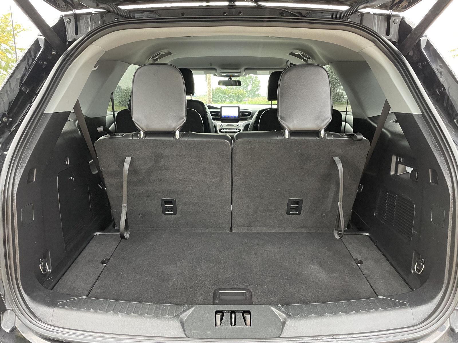 Vehicle photo 35