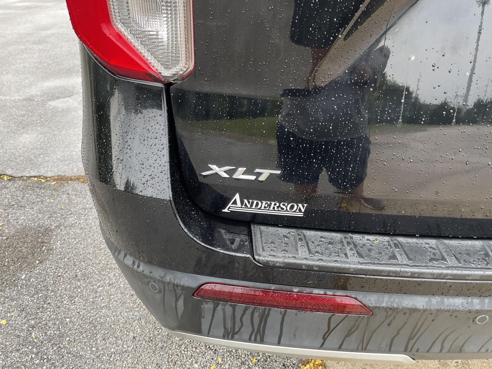 Vehicle photo 38
