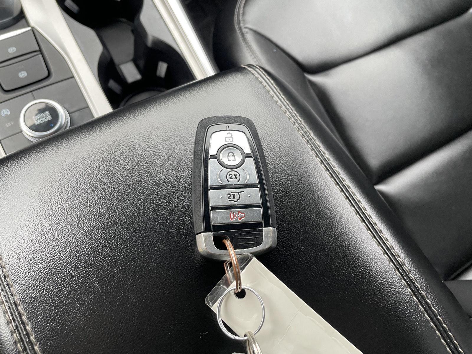 Vehicle photo 39