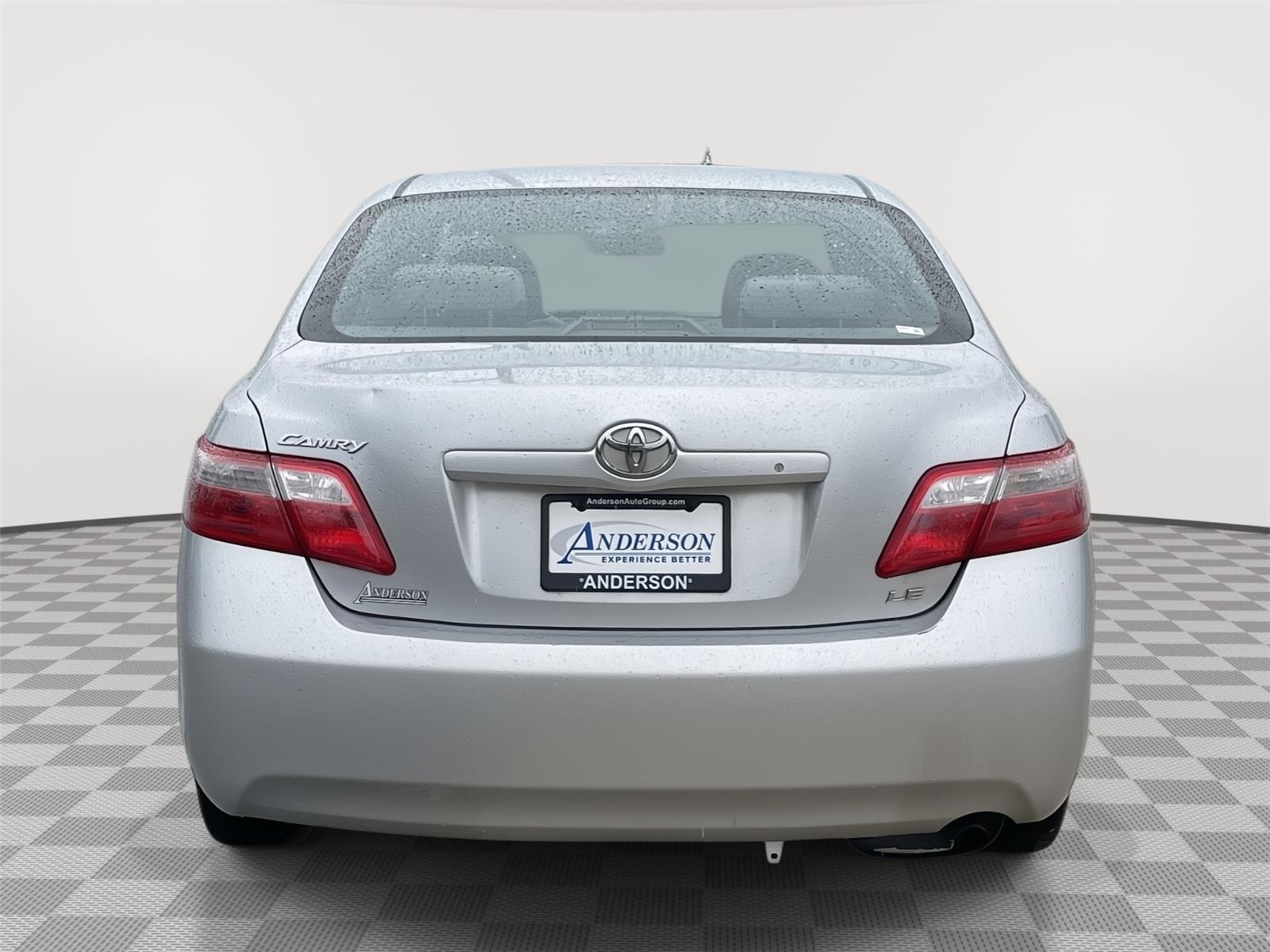 Vehicle photo 8