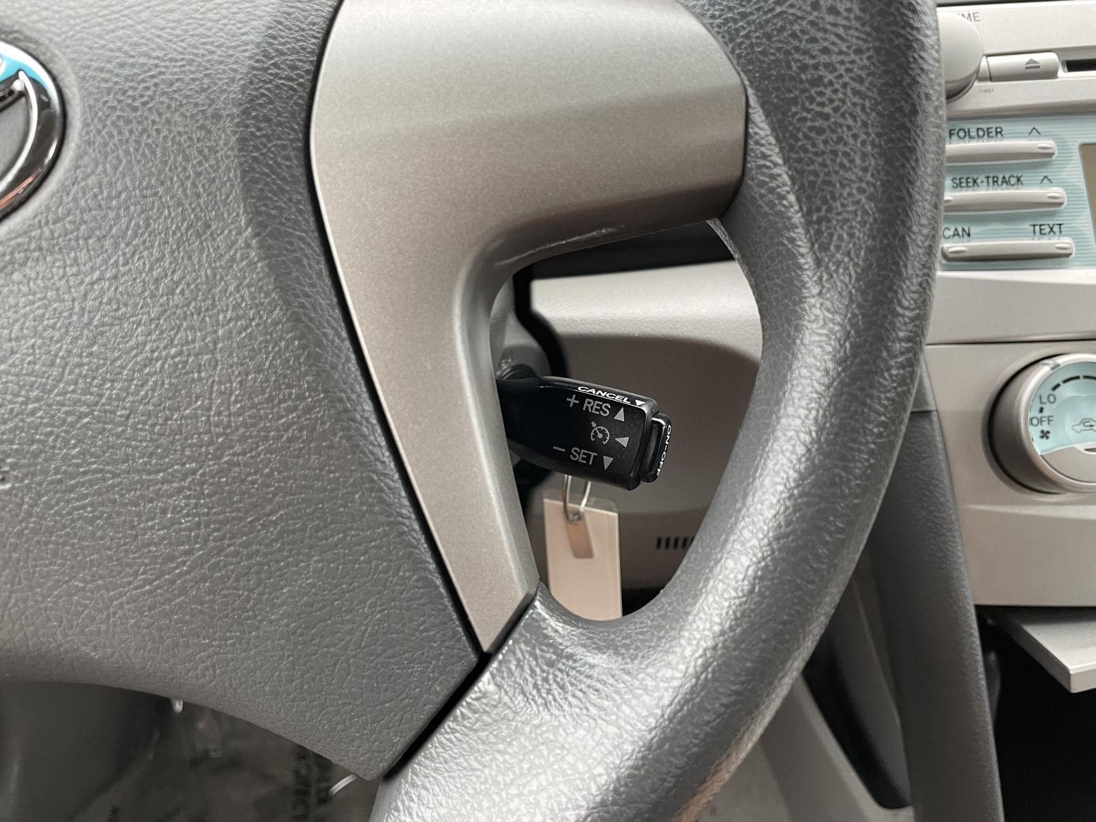 Vehicle photo 13