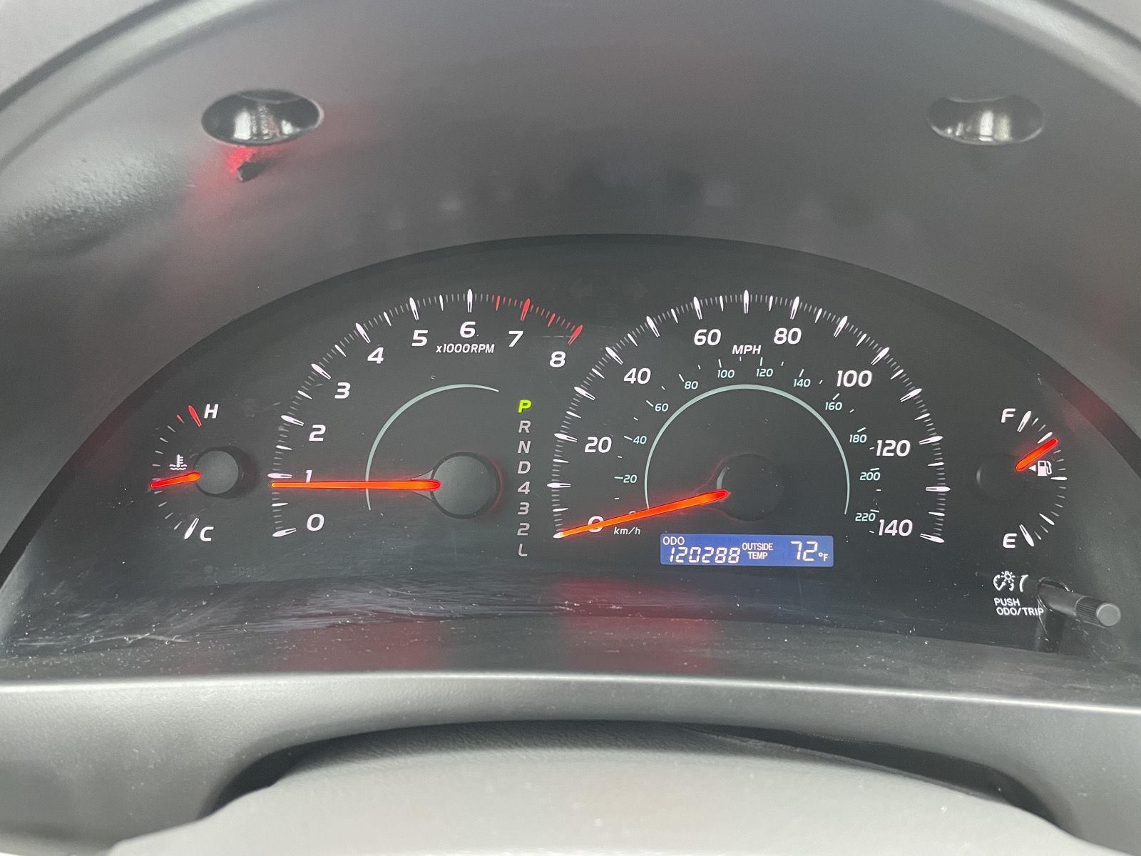 Vehicle photo 14