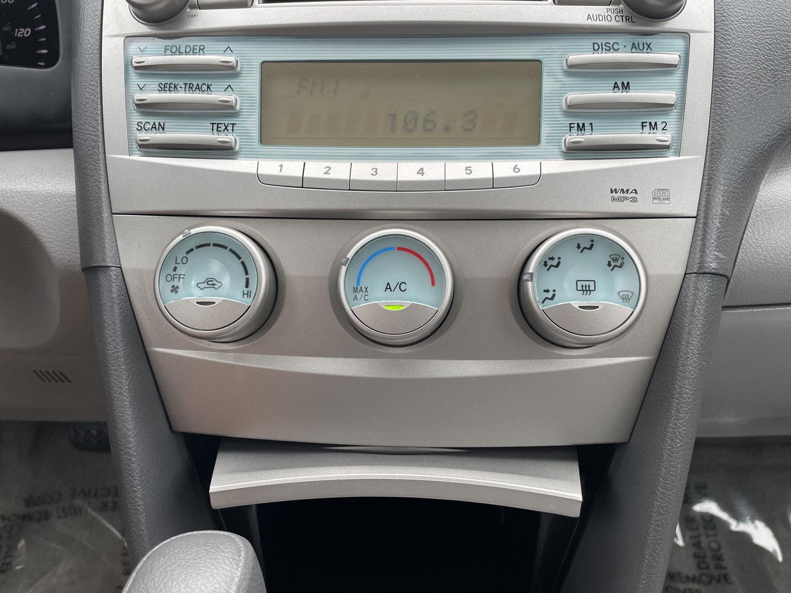 Vehicle photo 22