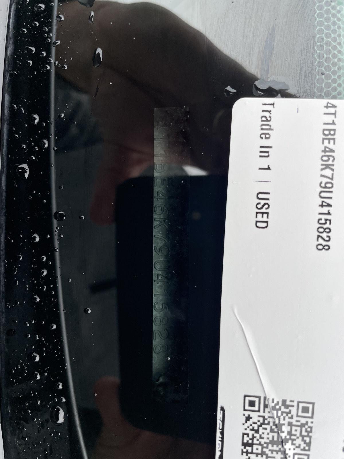 Vehicle photo 29