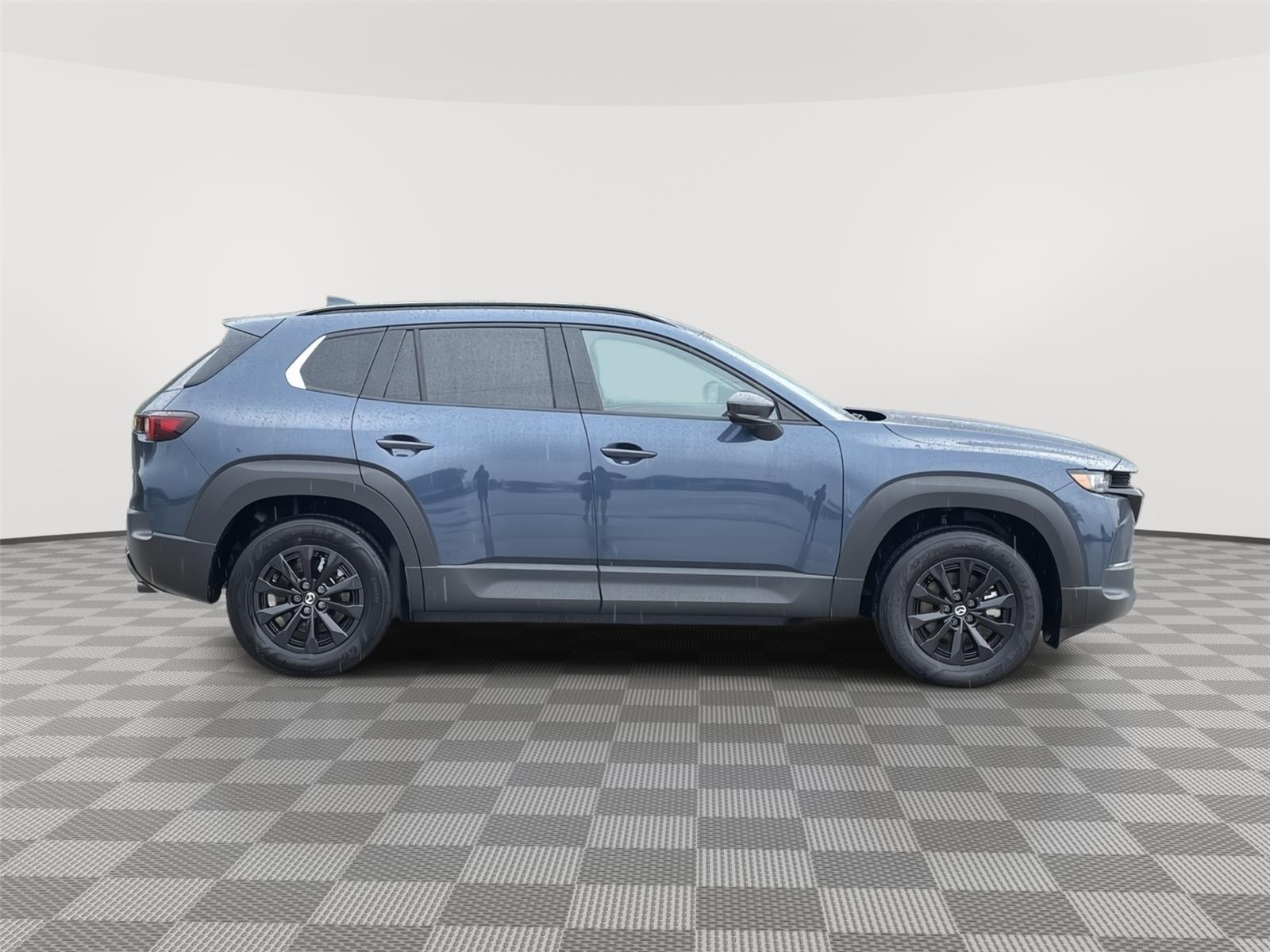 Vehicle photo 7