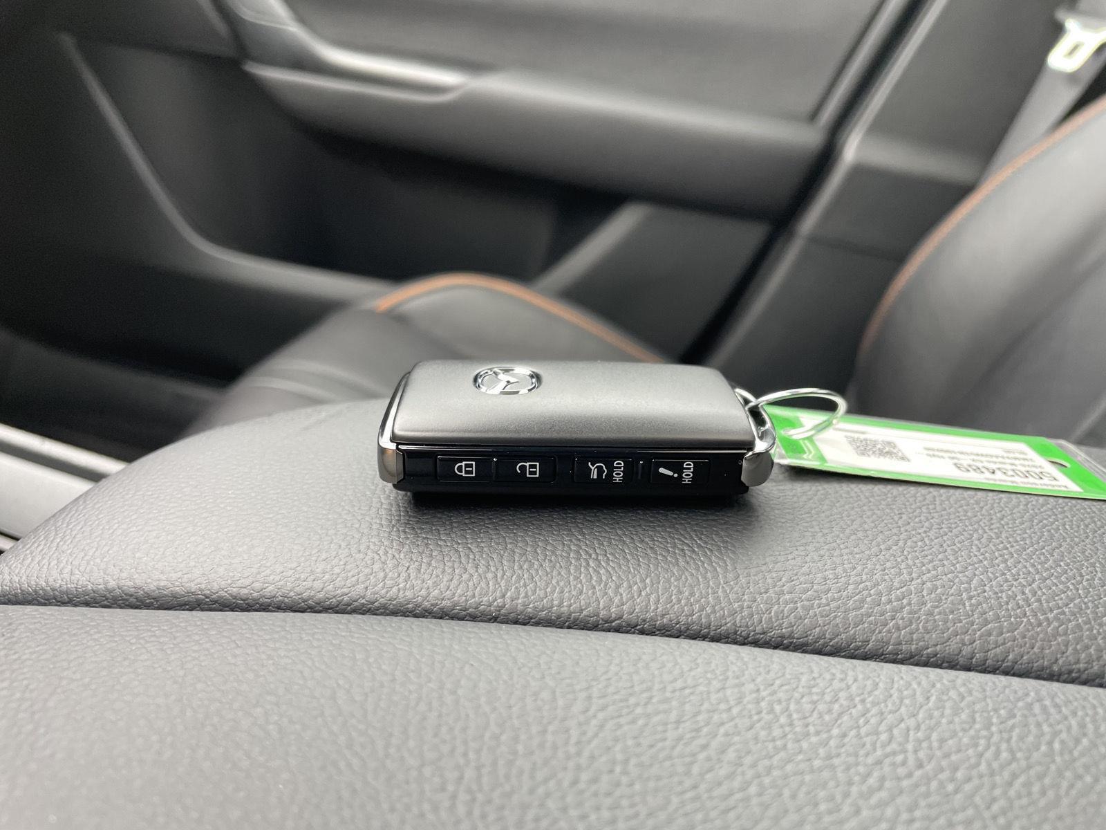 Vehicle photo 40