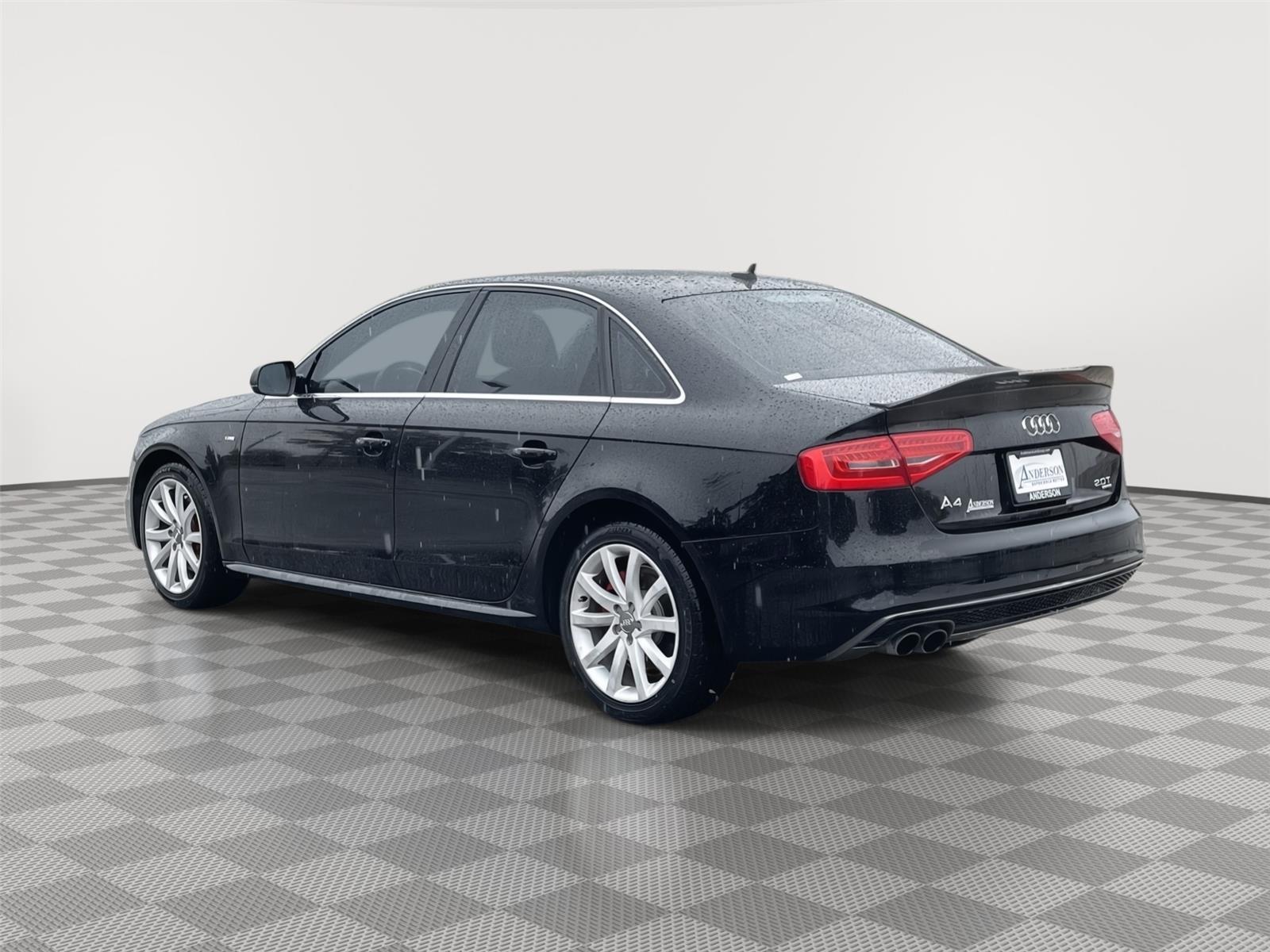 Vehicle photo 9