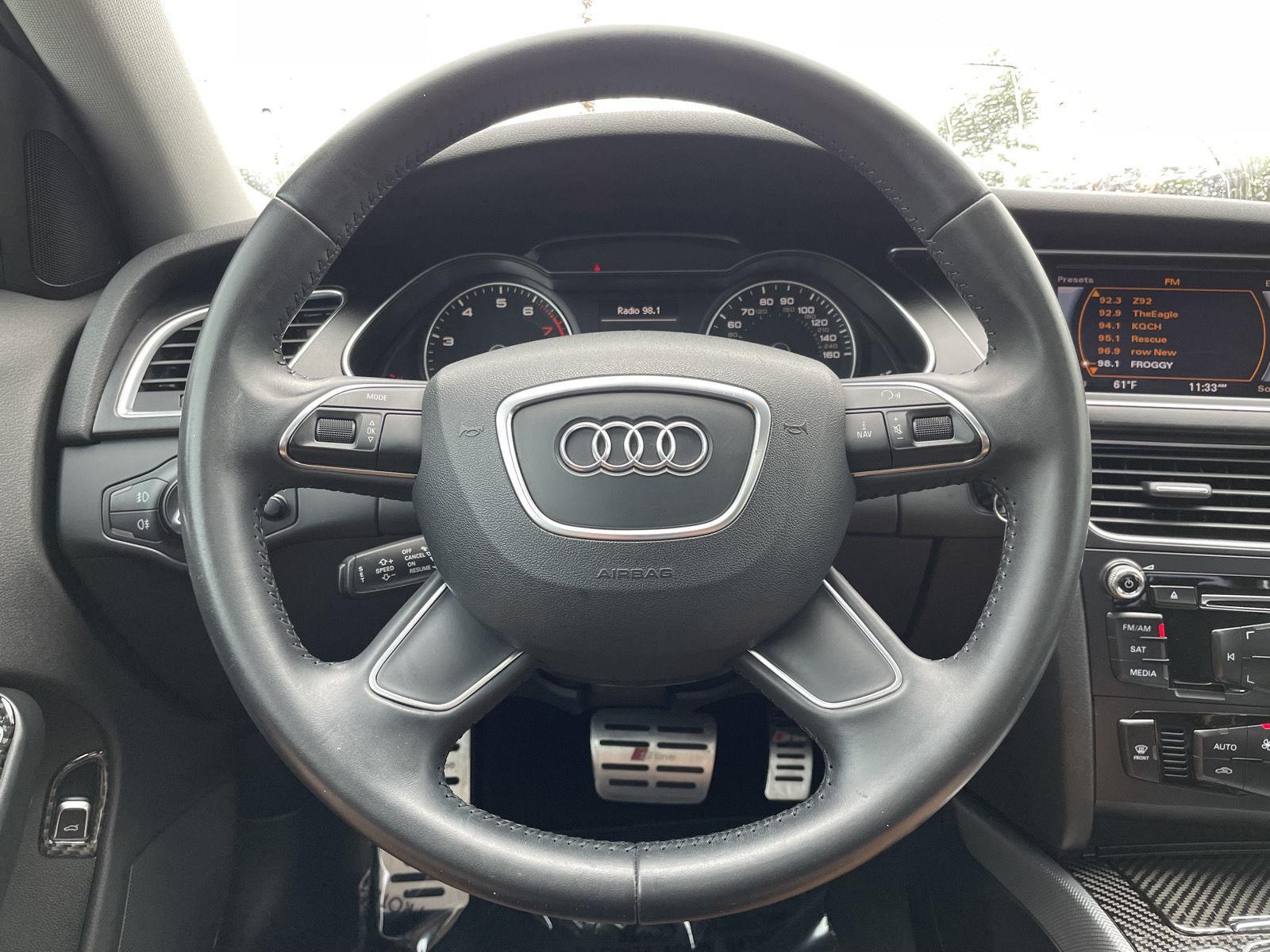 Vehicle photo 10