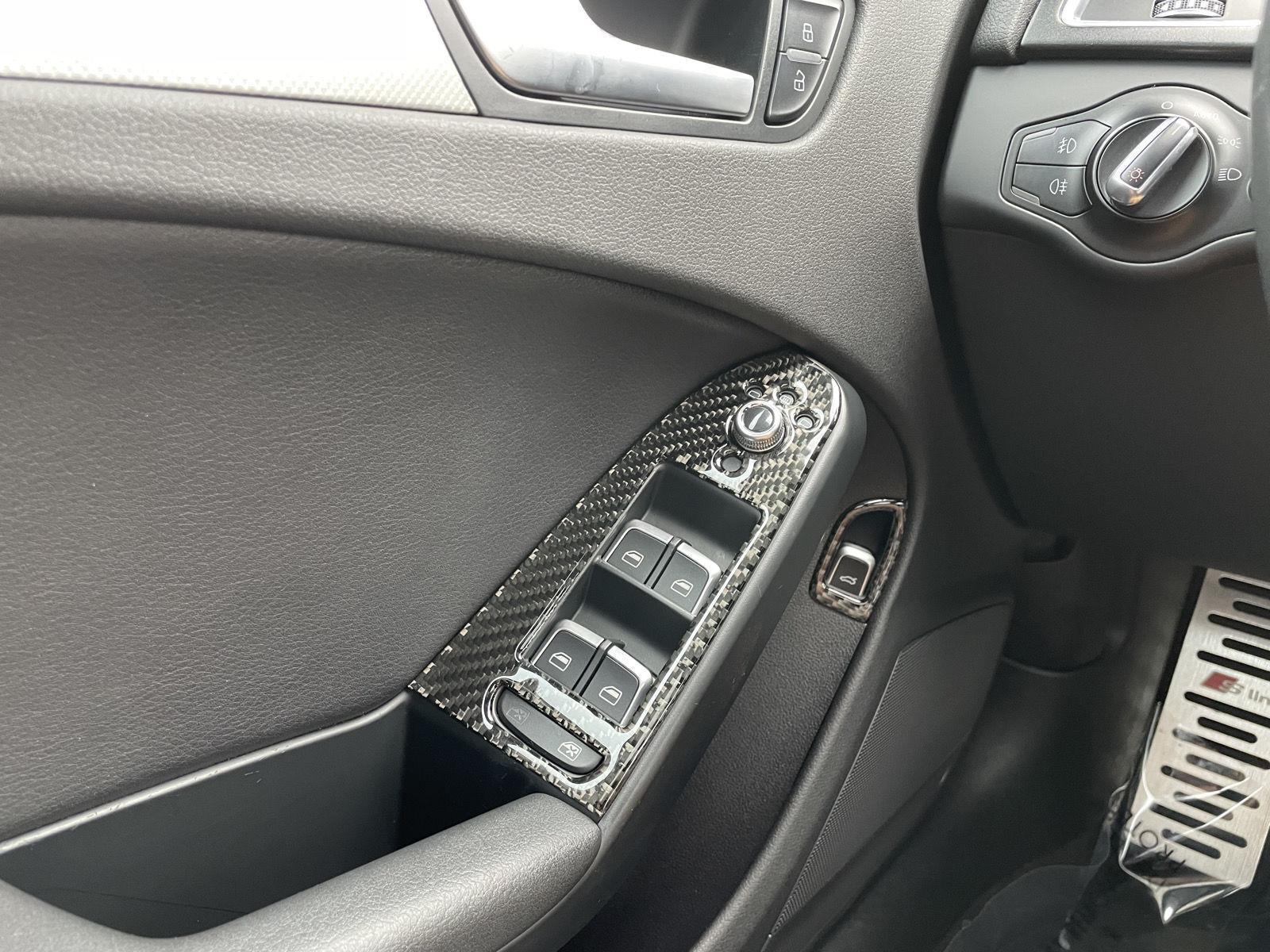 Vehicle photo 23