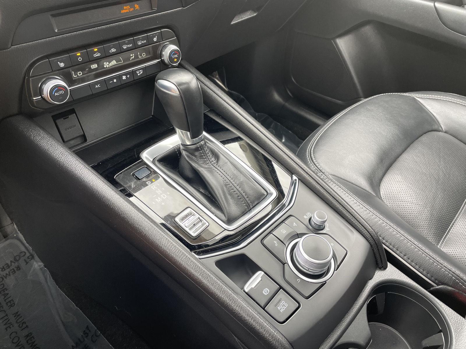 Vehicle photo 27