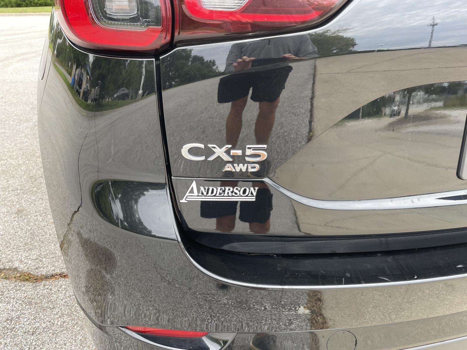 Vehicle photo 34