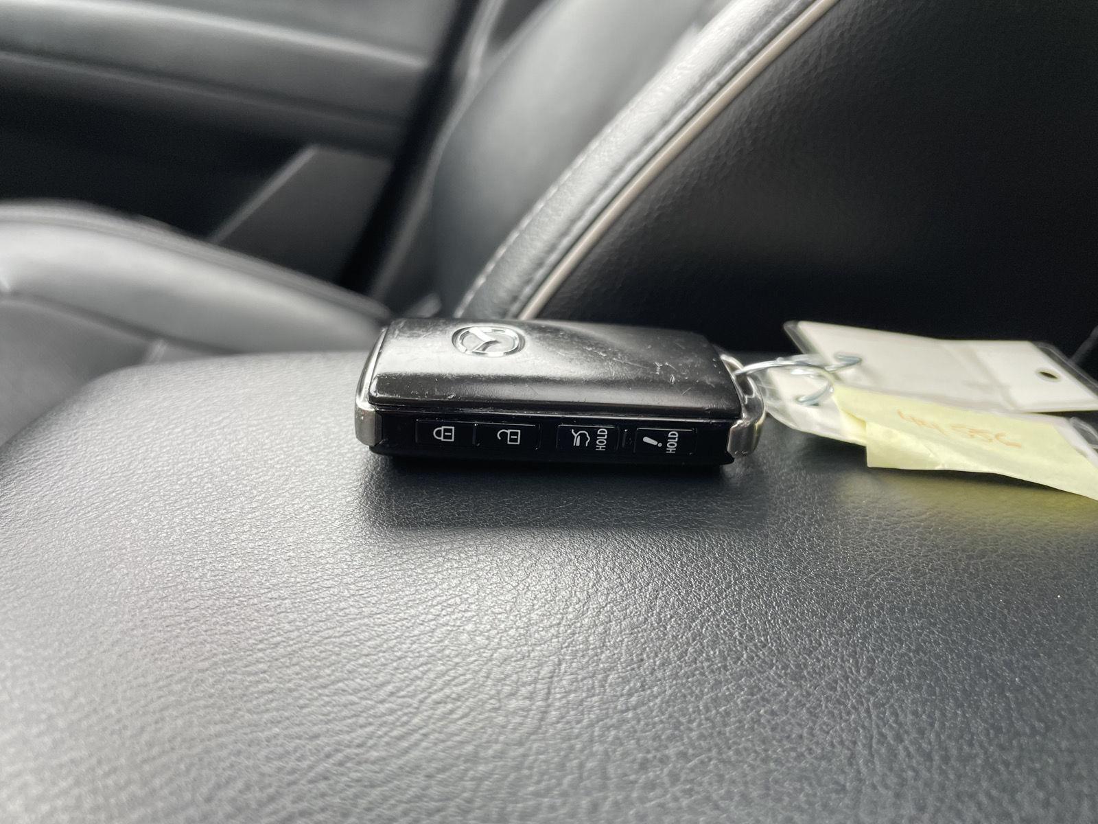 Vehicle photo 35