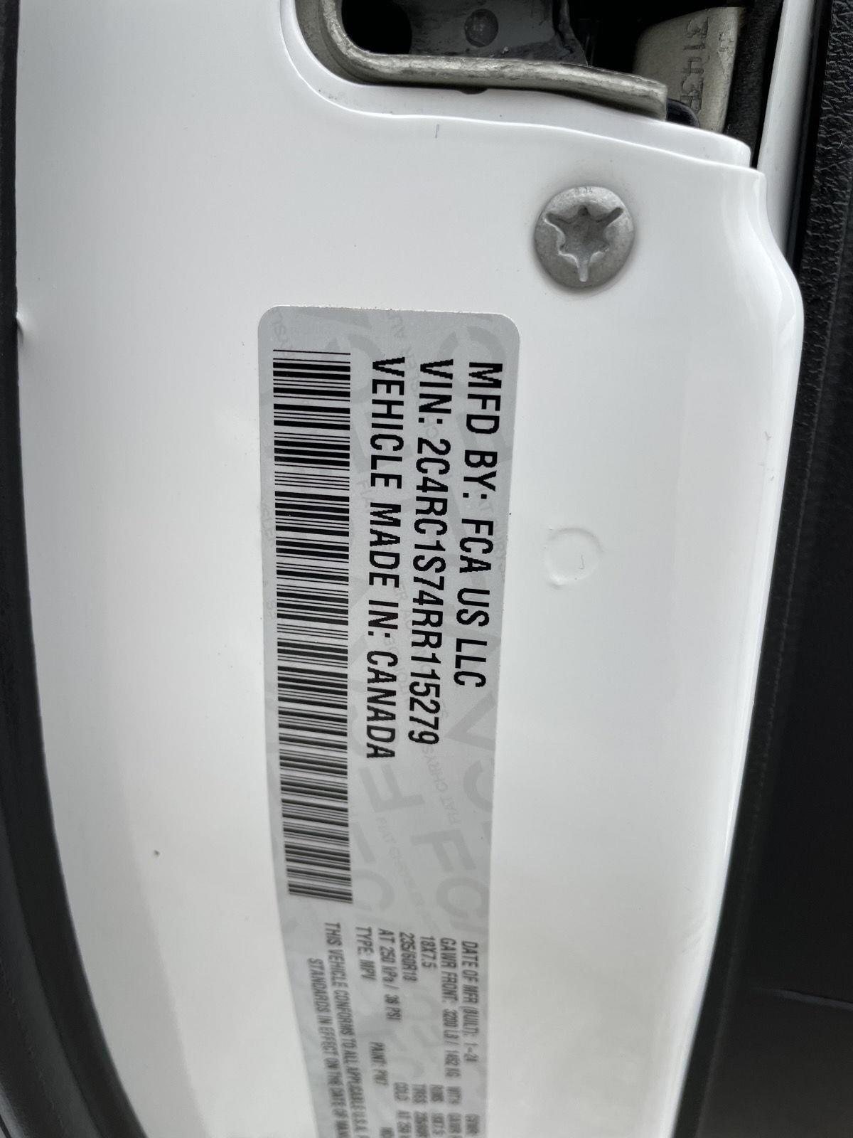 Vehicle photo 34