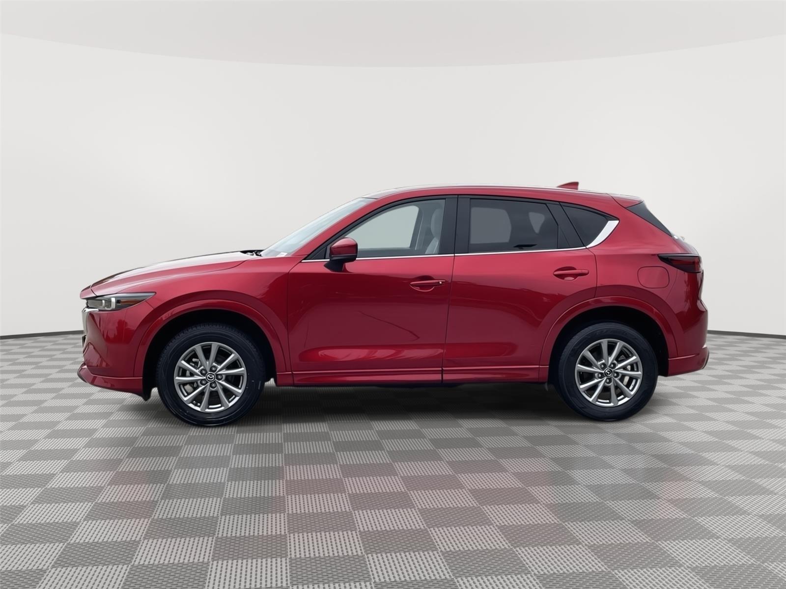 Vehicle photo 2