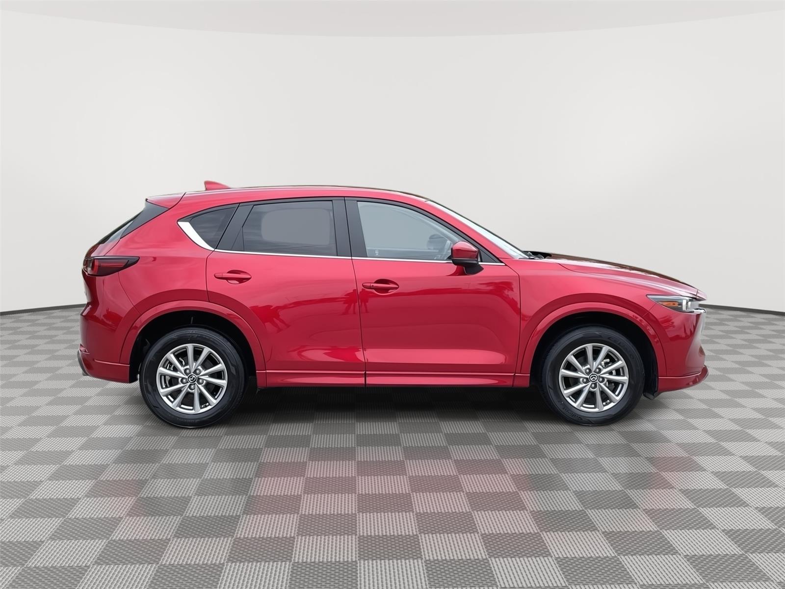 Vehicle photo 6