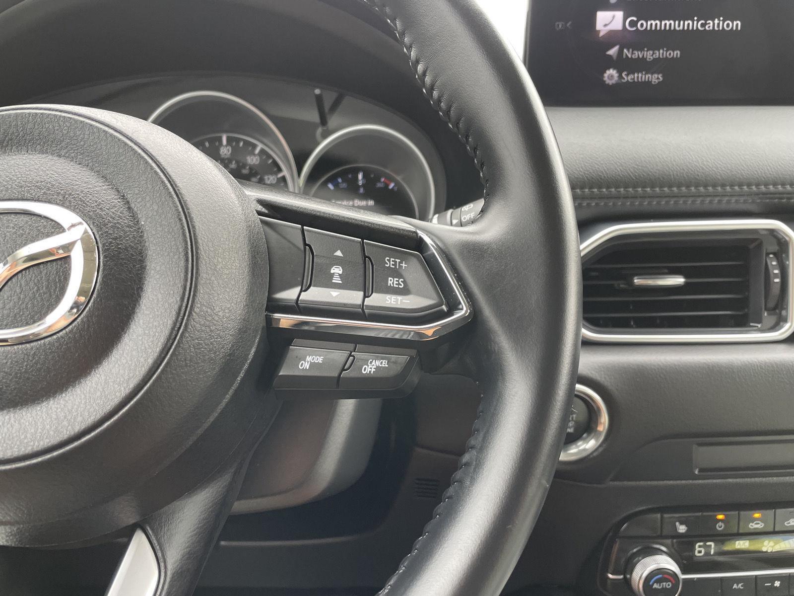 Vehicle photo 13