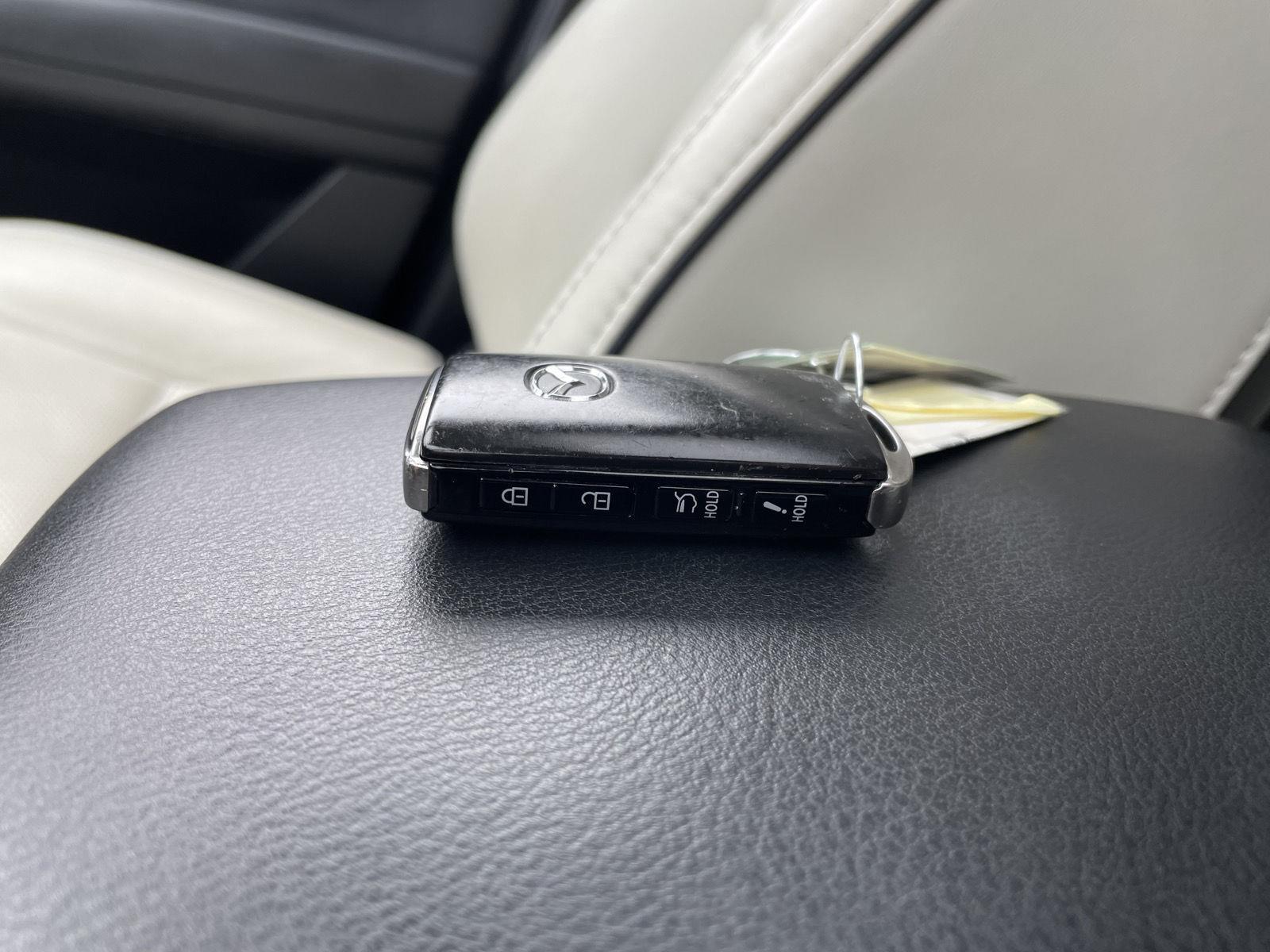 Vehicle photo 35