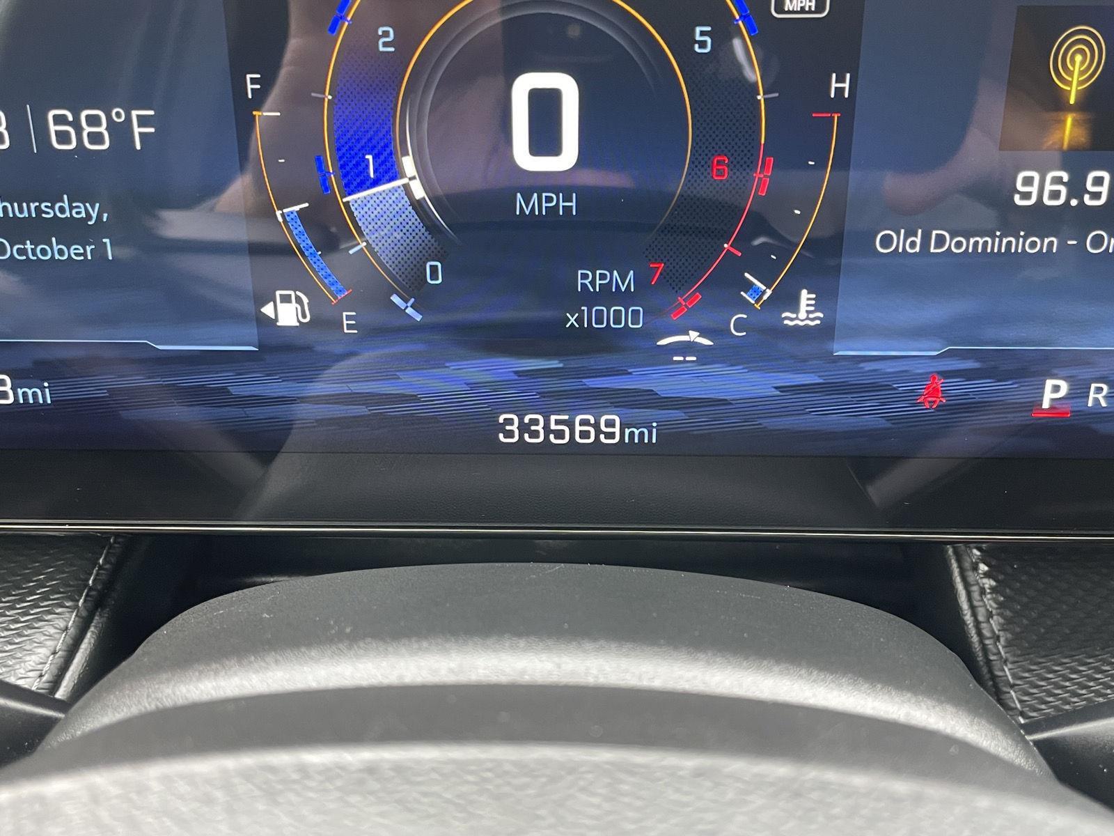 Vehicle photo 3