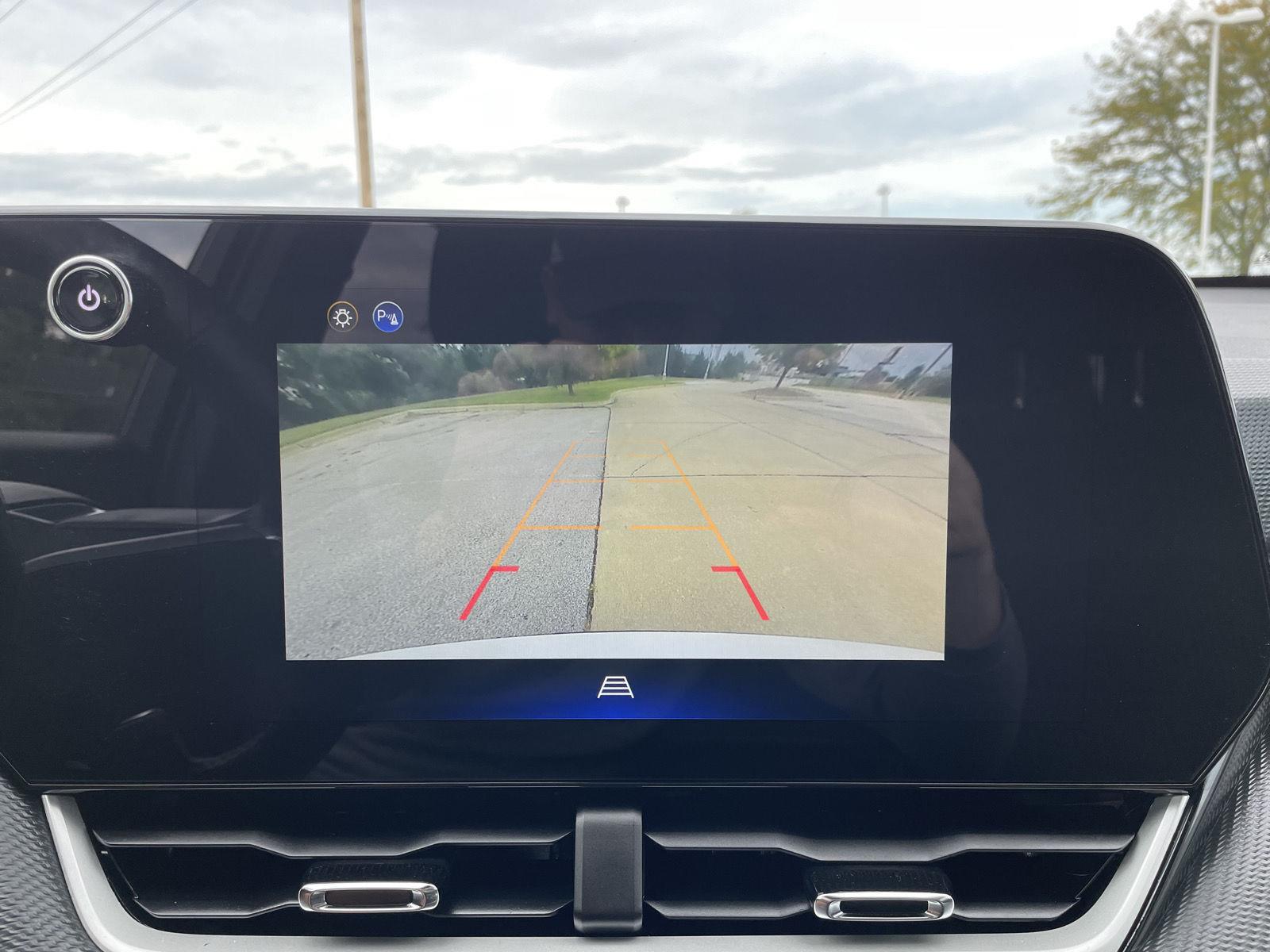 Vehicle photo 22