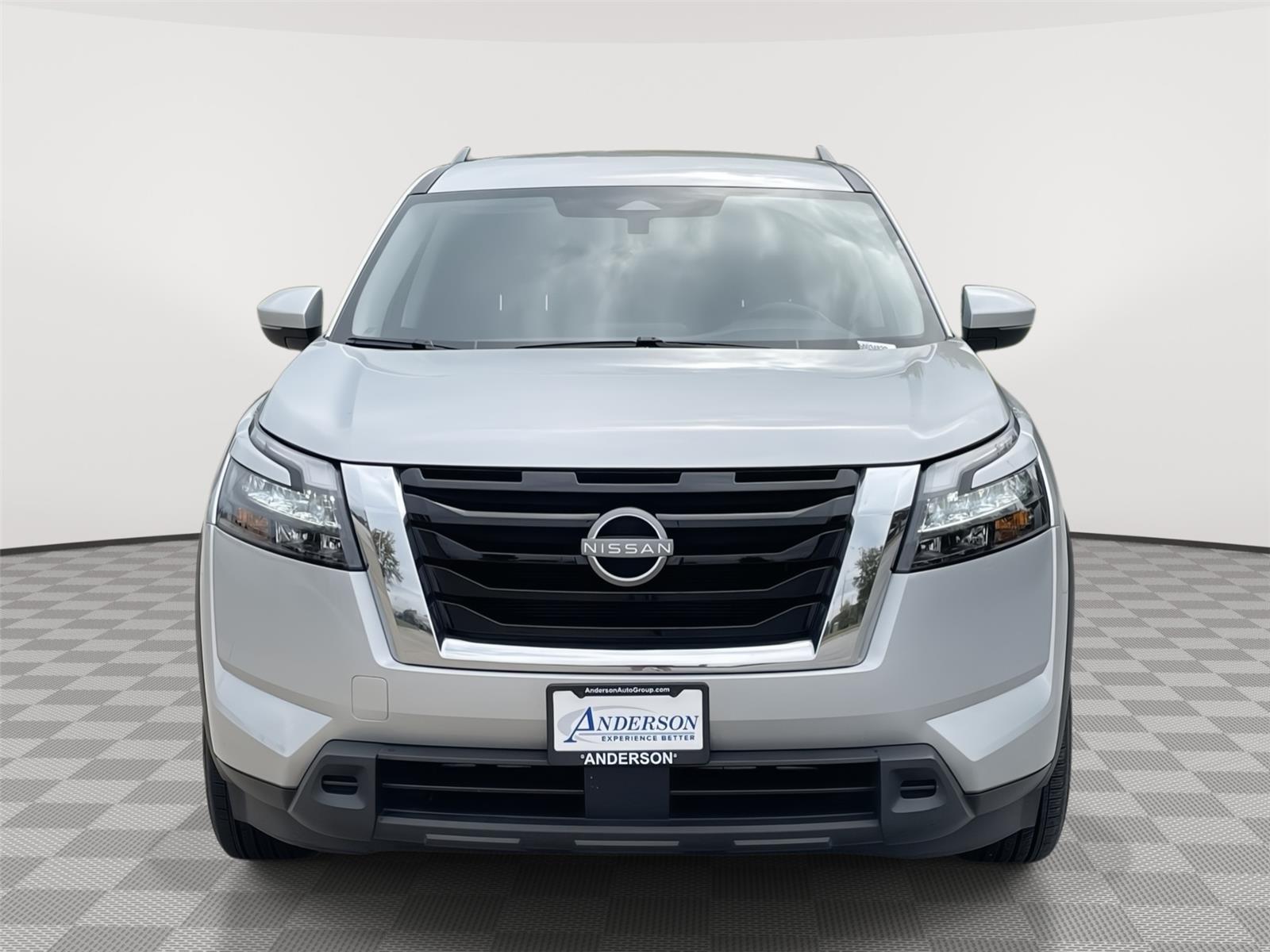 Vehicle photo 4