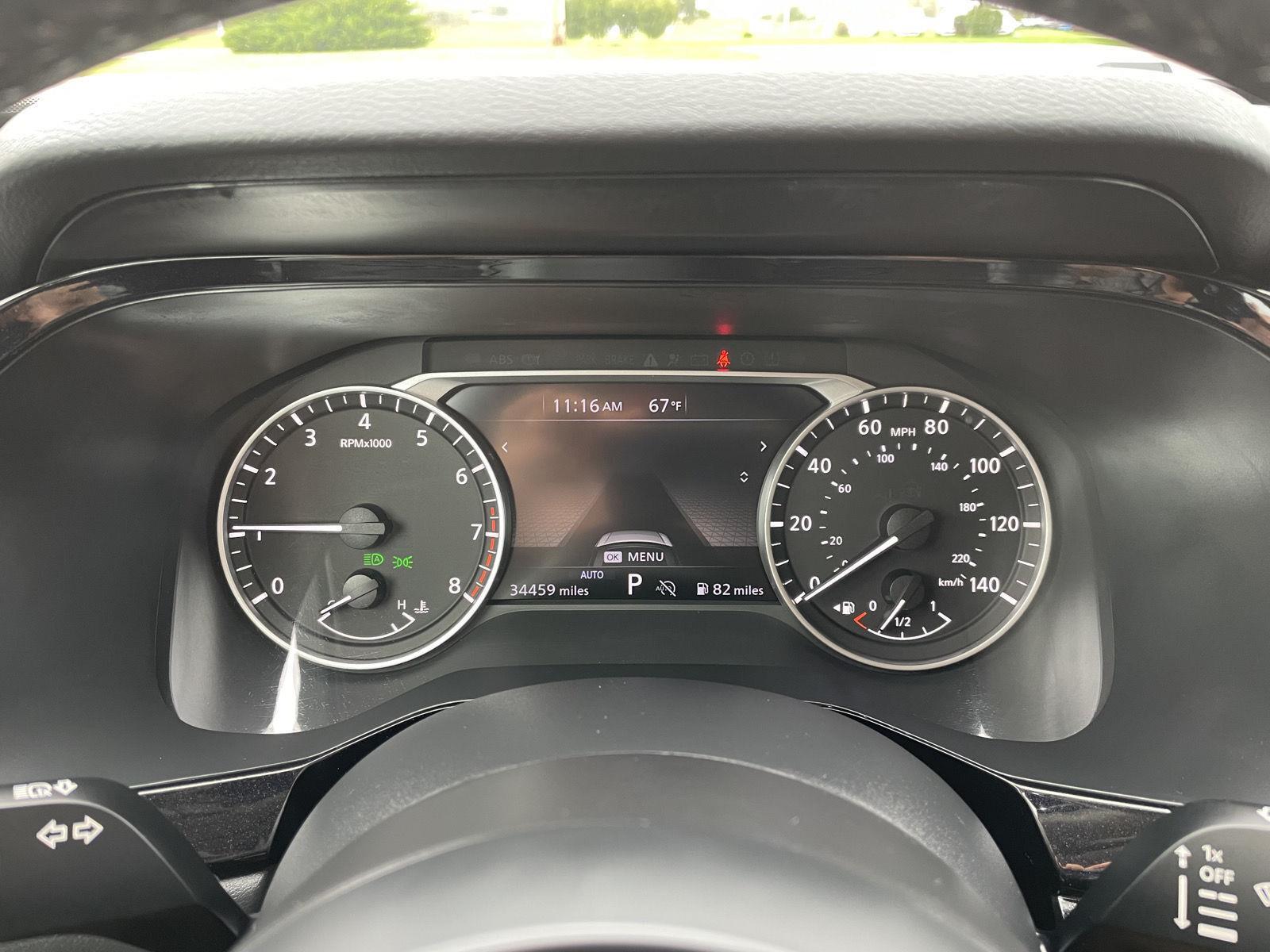 Vehicle photo 15
