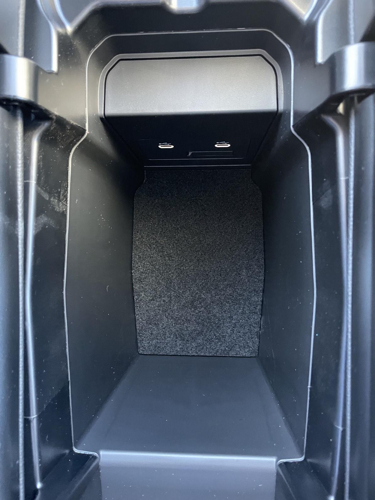 Vehicle photo 22
