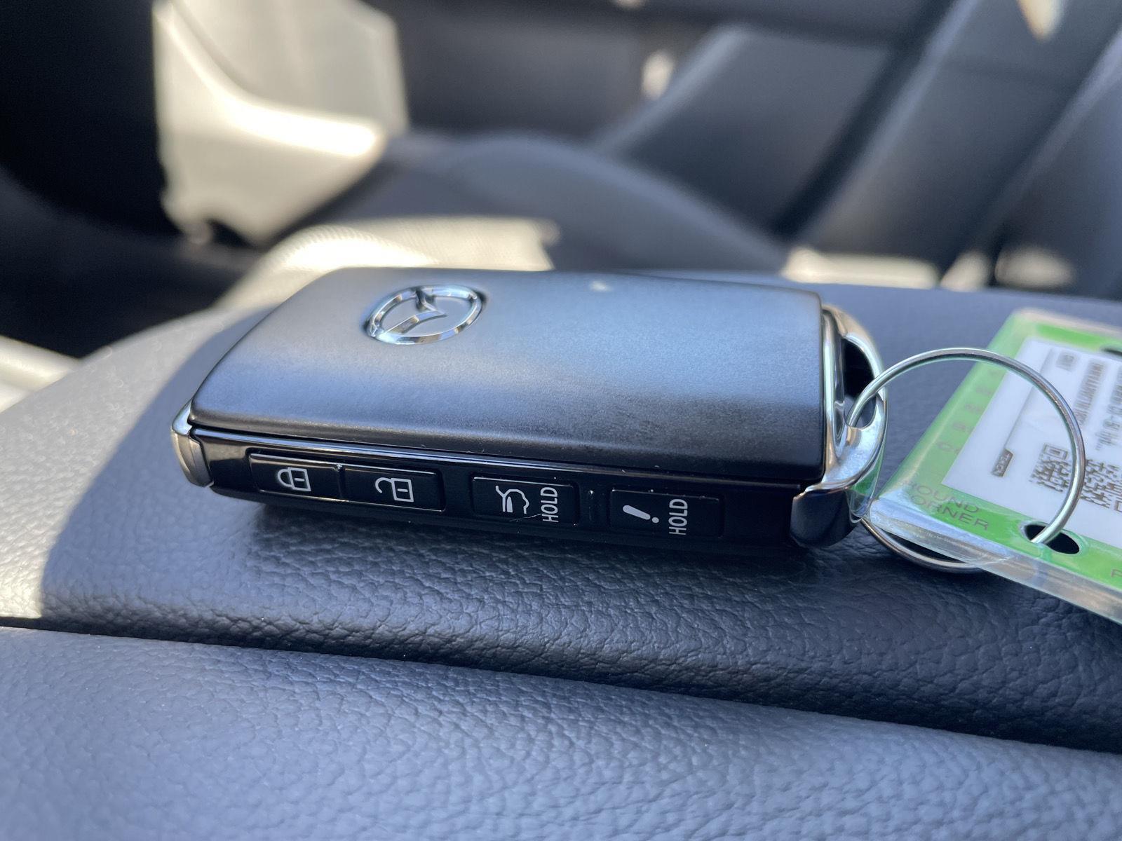 Vehicle photo 38