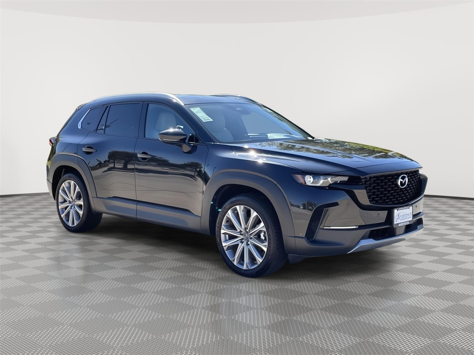 Vehicle photo 6