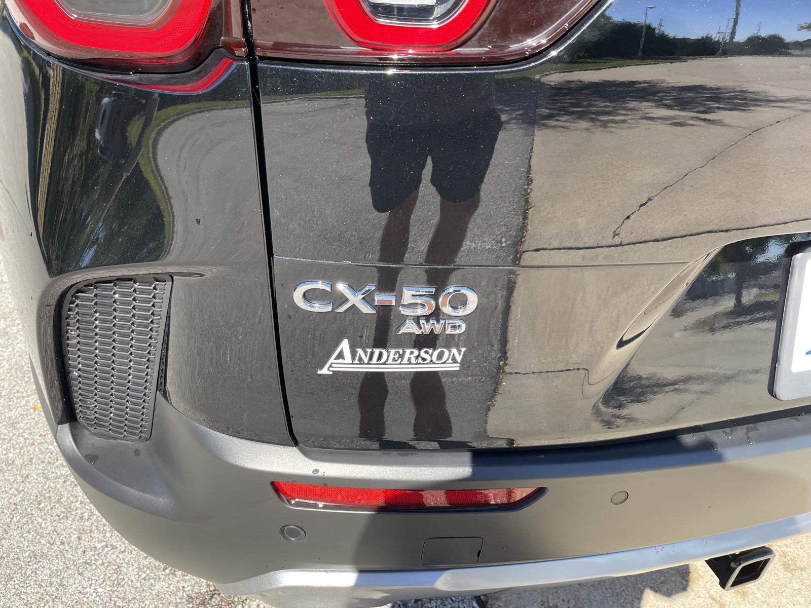 Vehicle photo 35