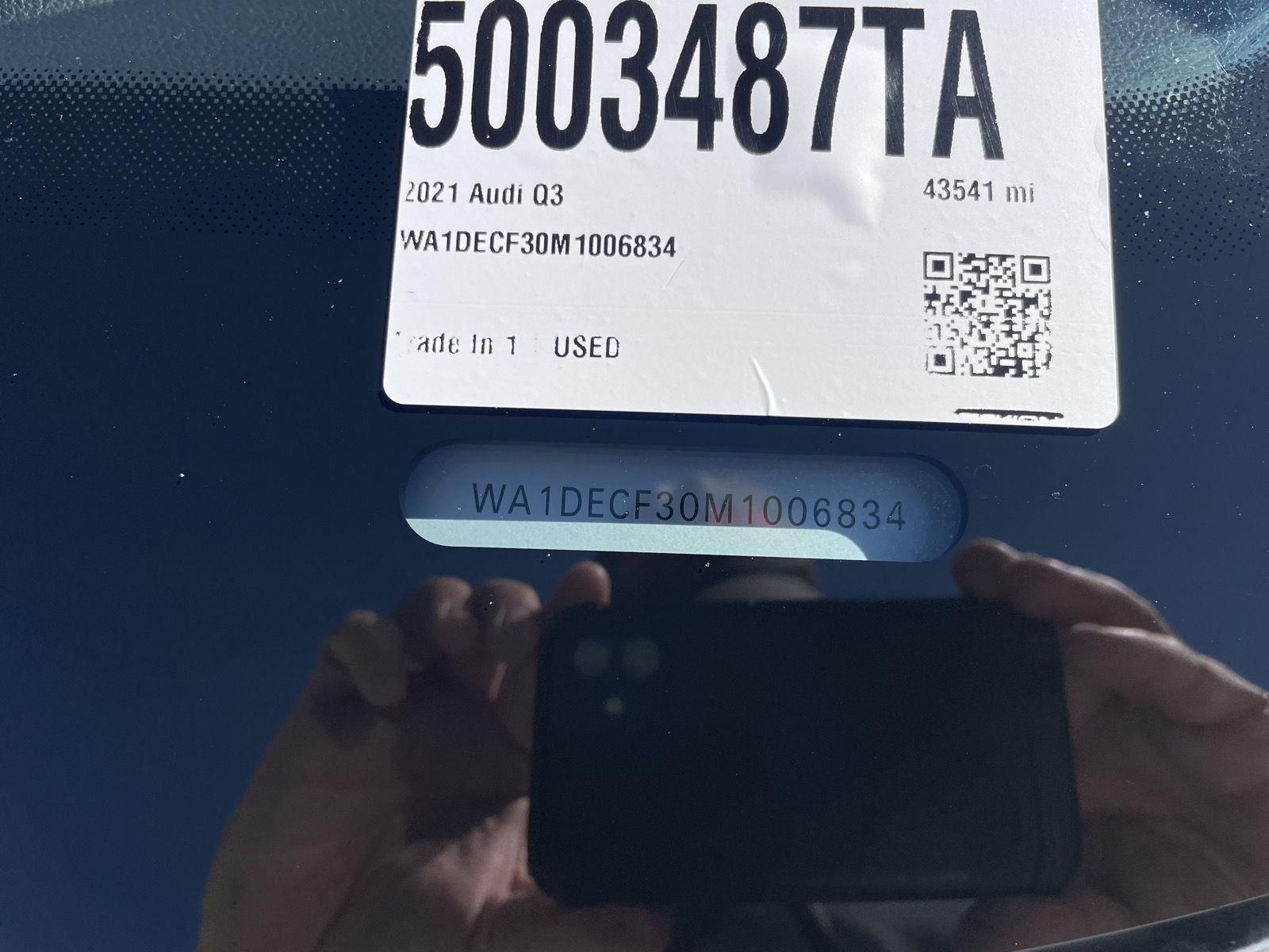 Vehicle photo 34