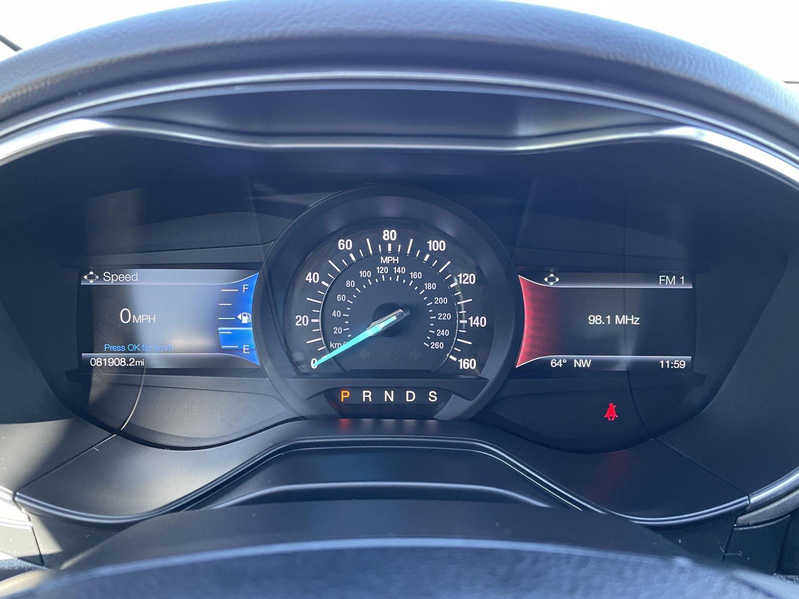 Vehicle photo 14