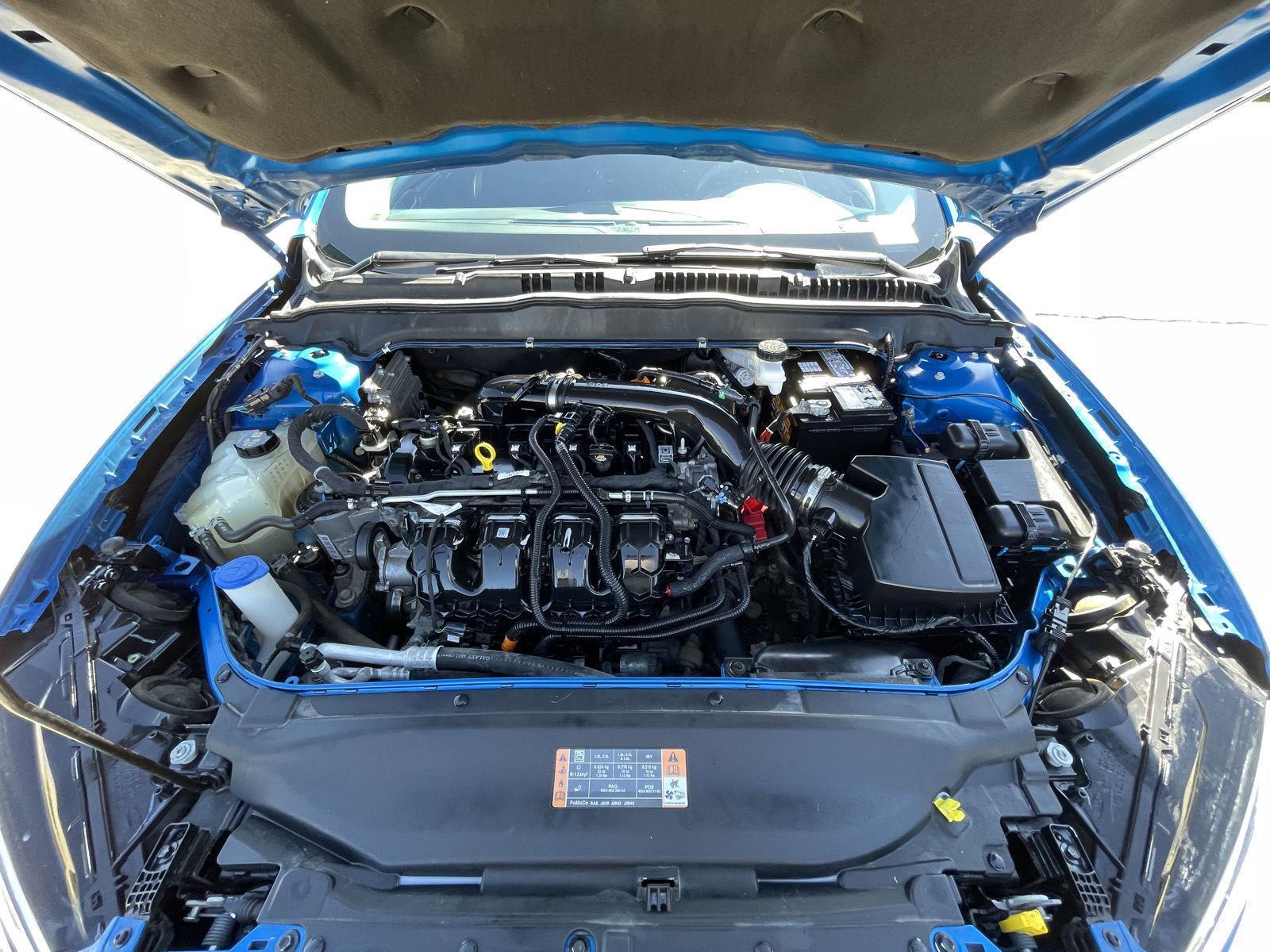 Vehicle photo 33