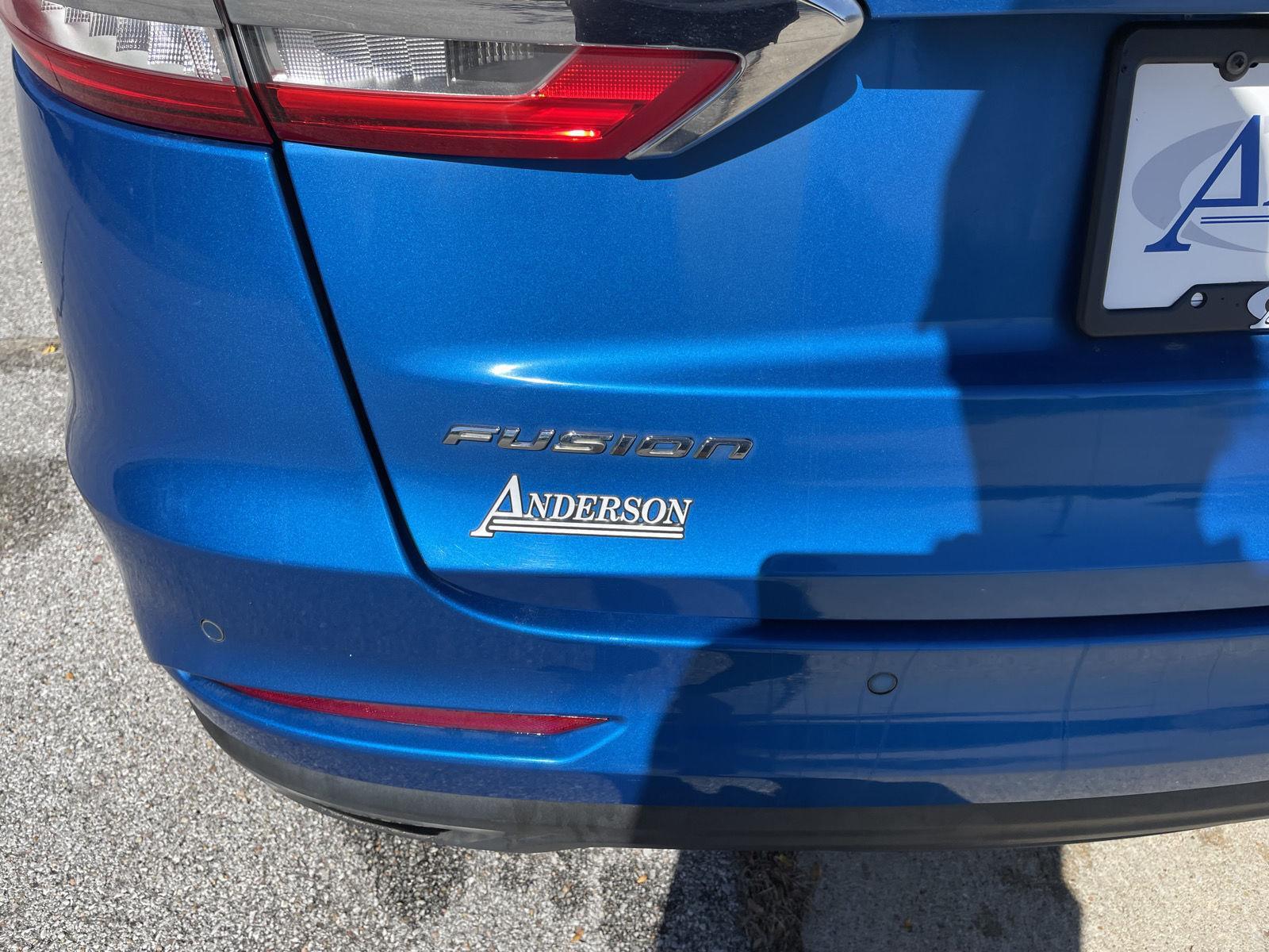 Vehicle photo 34