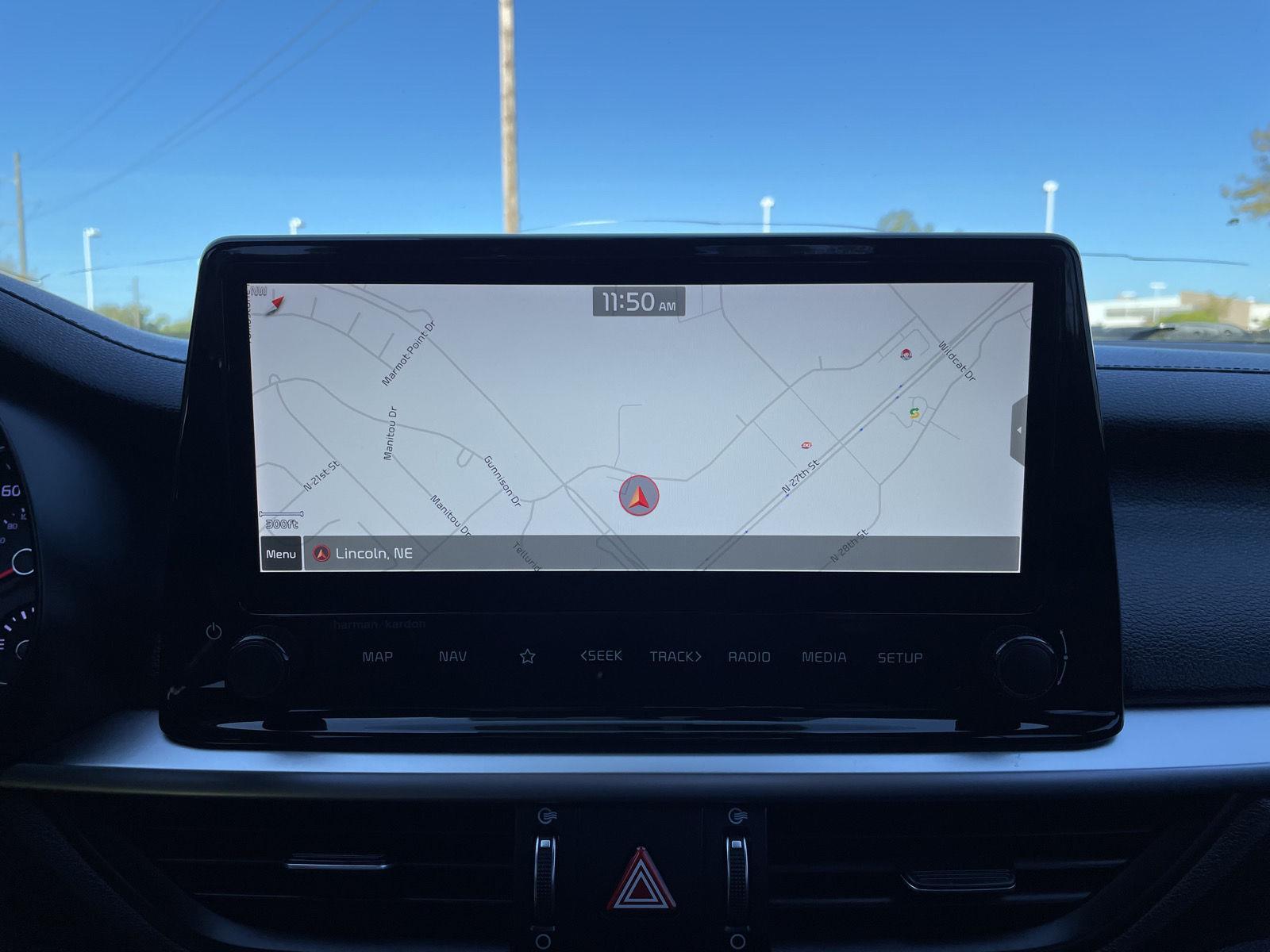Vehicle photo 23