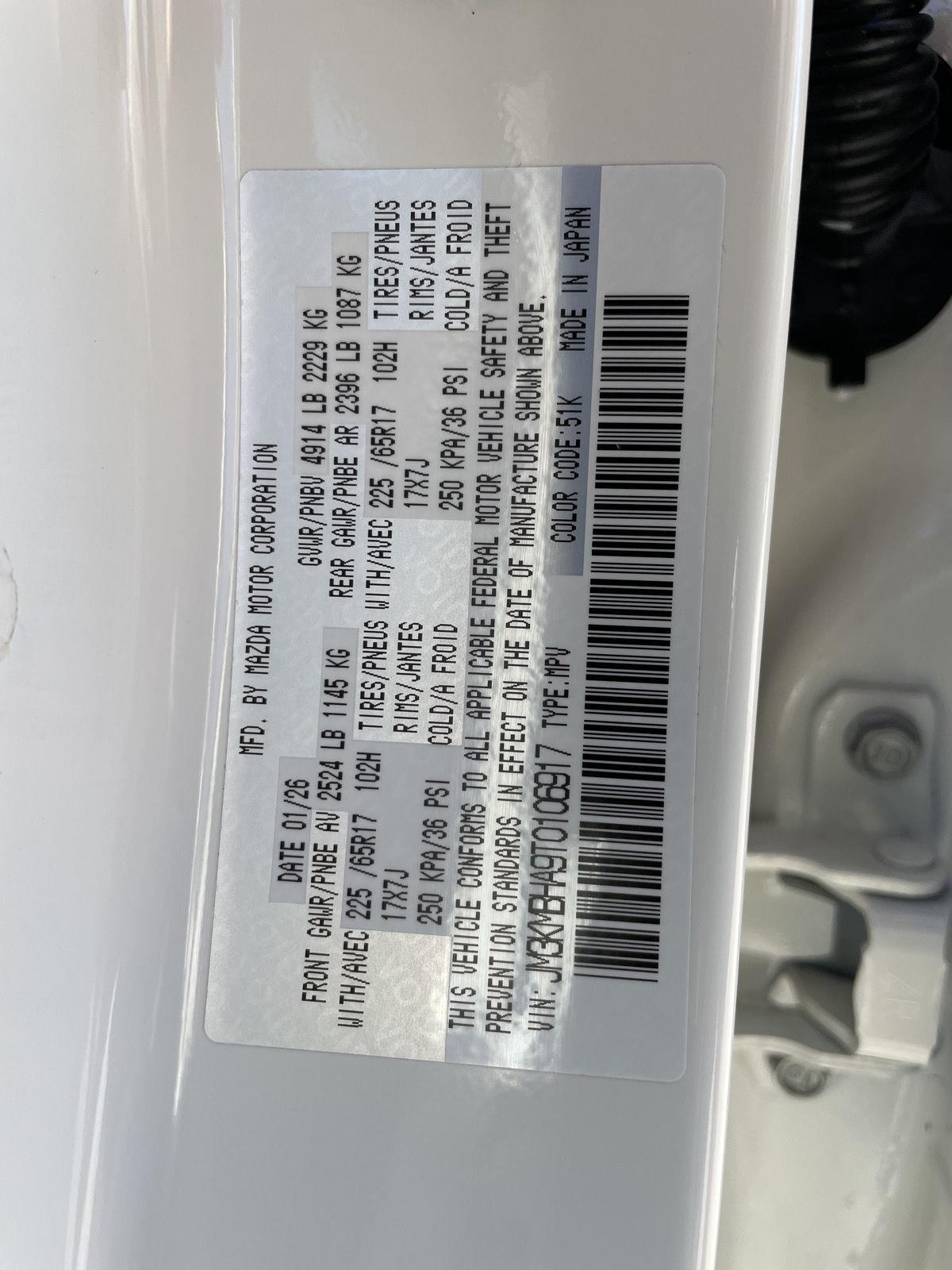 Vehicle photo 30