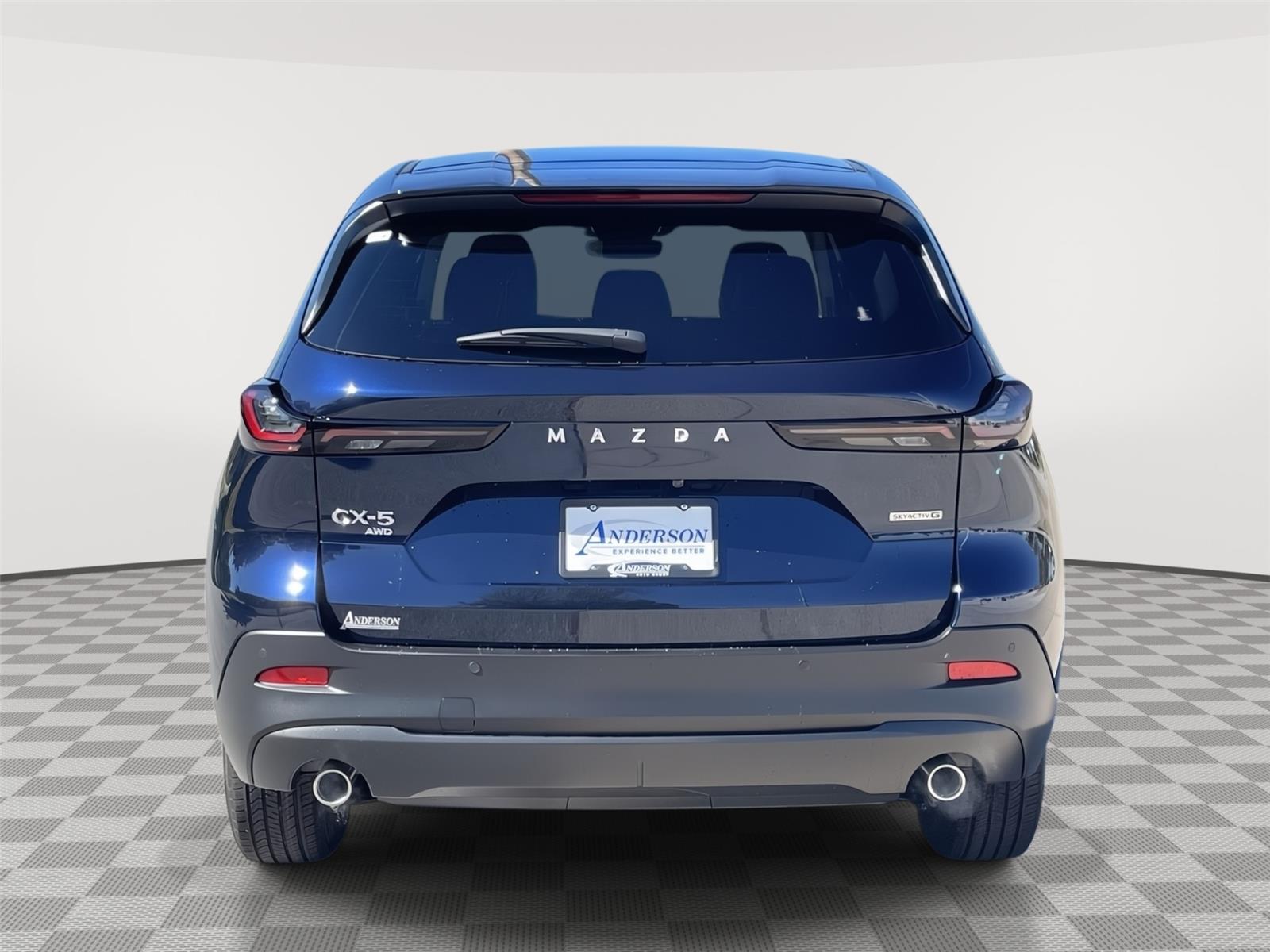 Vehicle photo 9