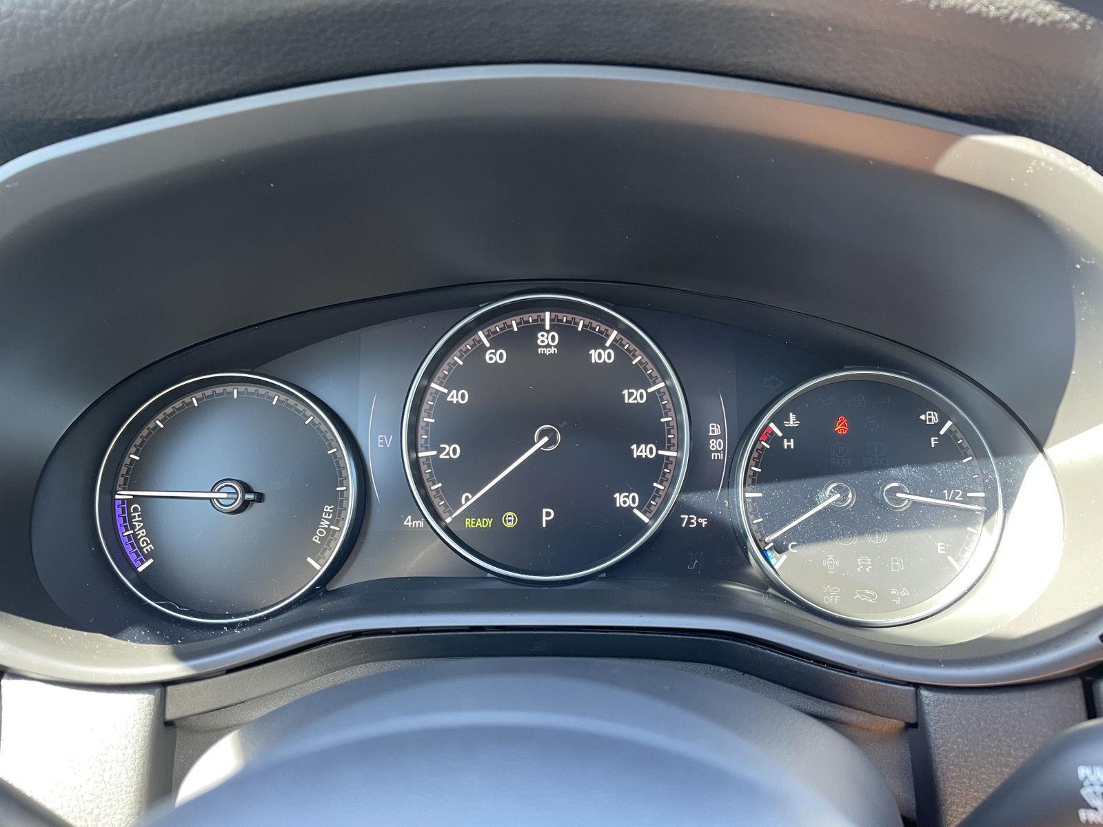 Vehicle photo 15