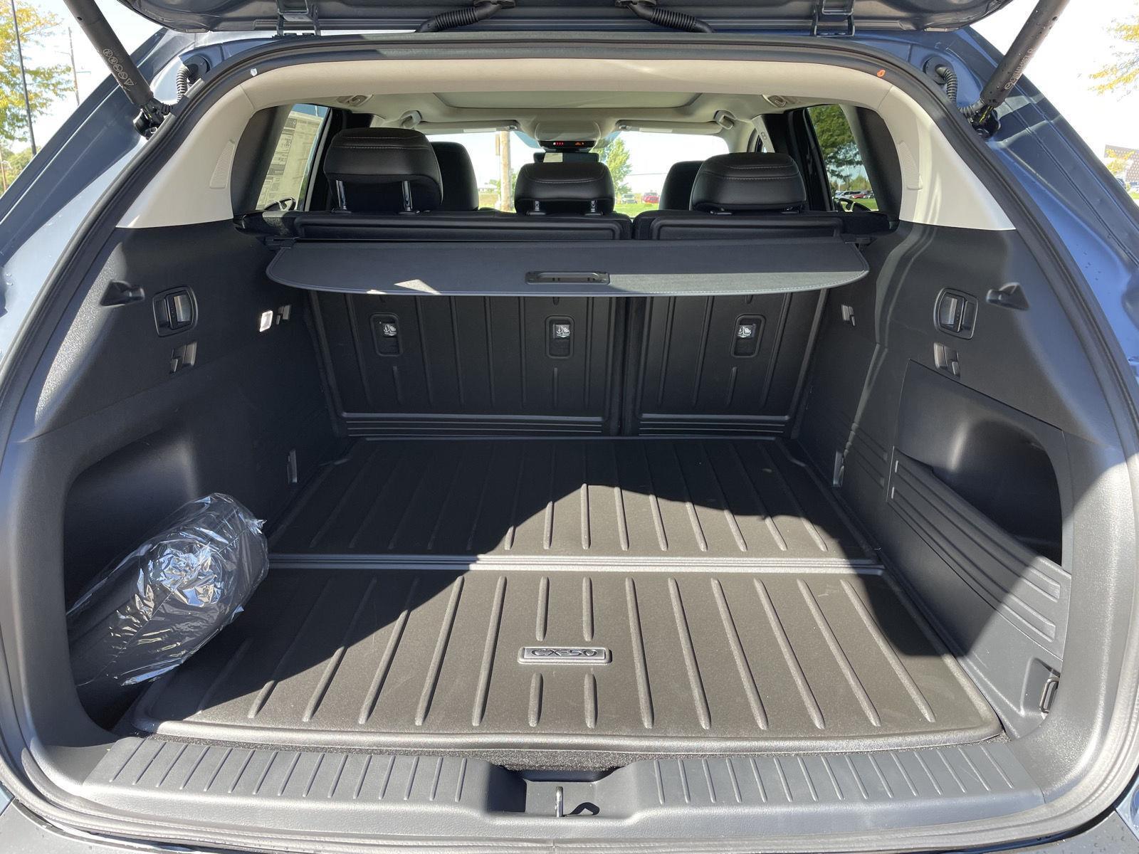 Vehicle photo 36